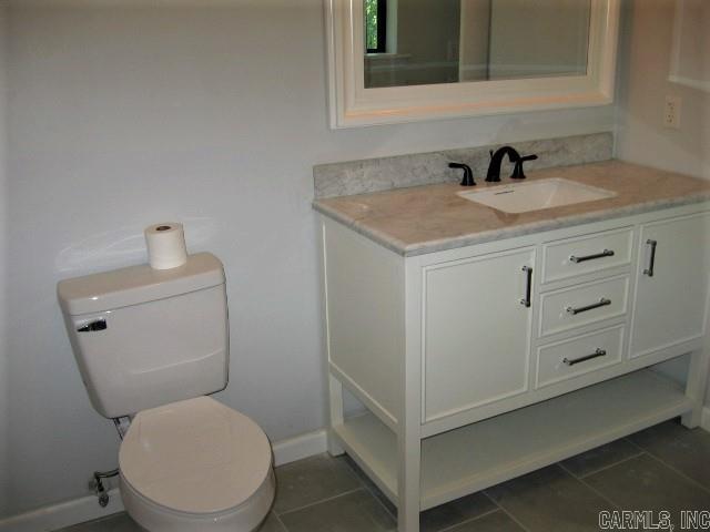 LAKEWOOD HILLS - Residential