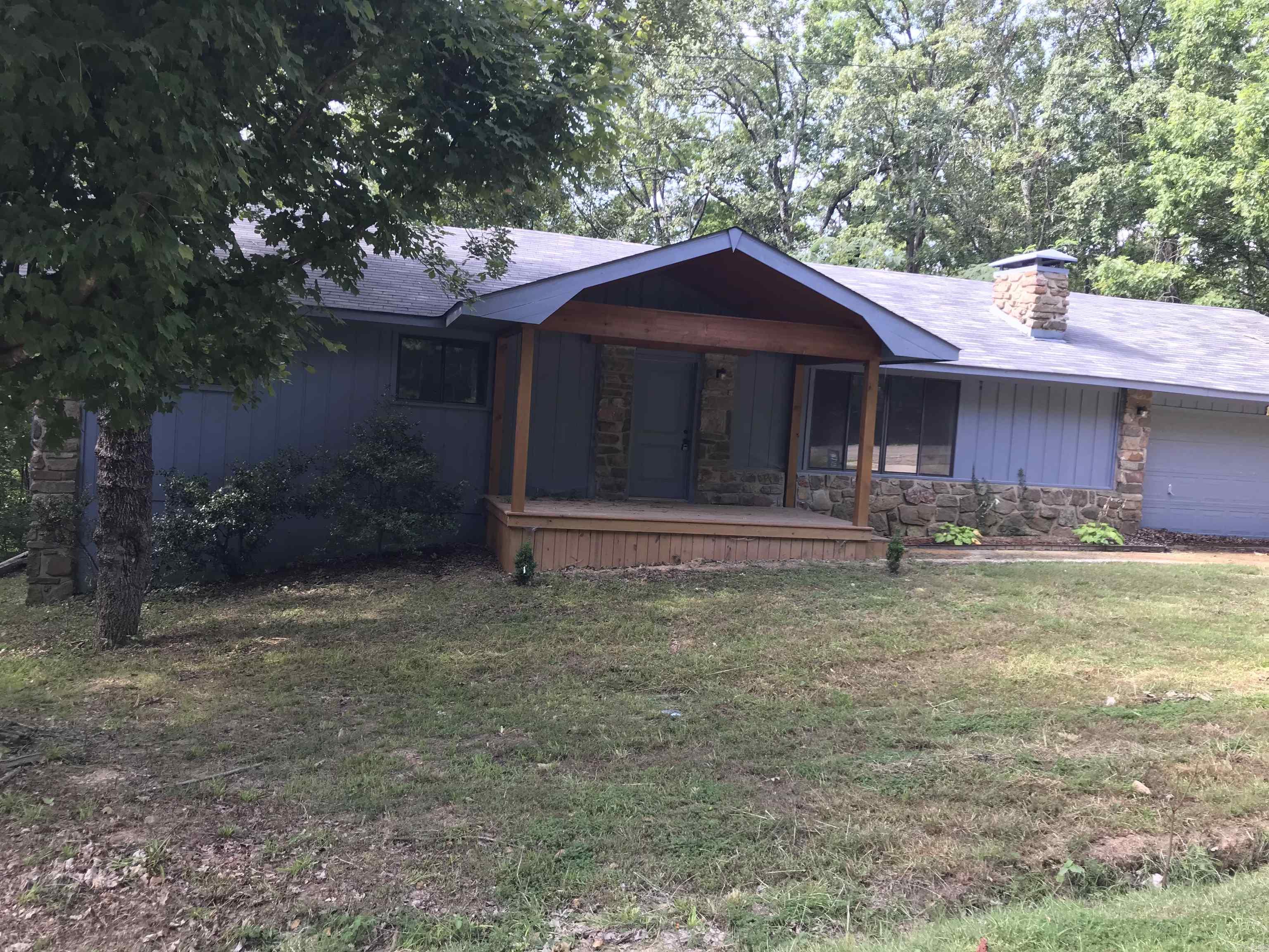 LAKEWOOD HILLS - Residential