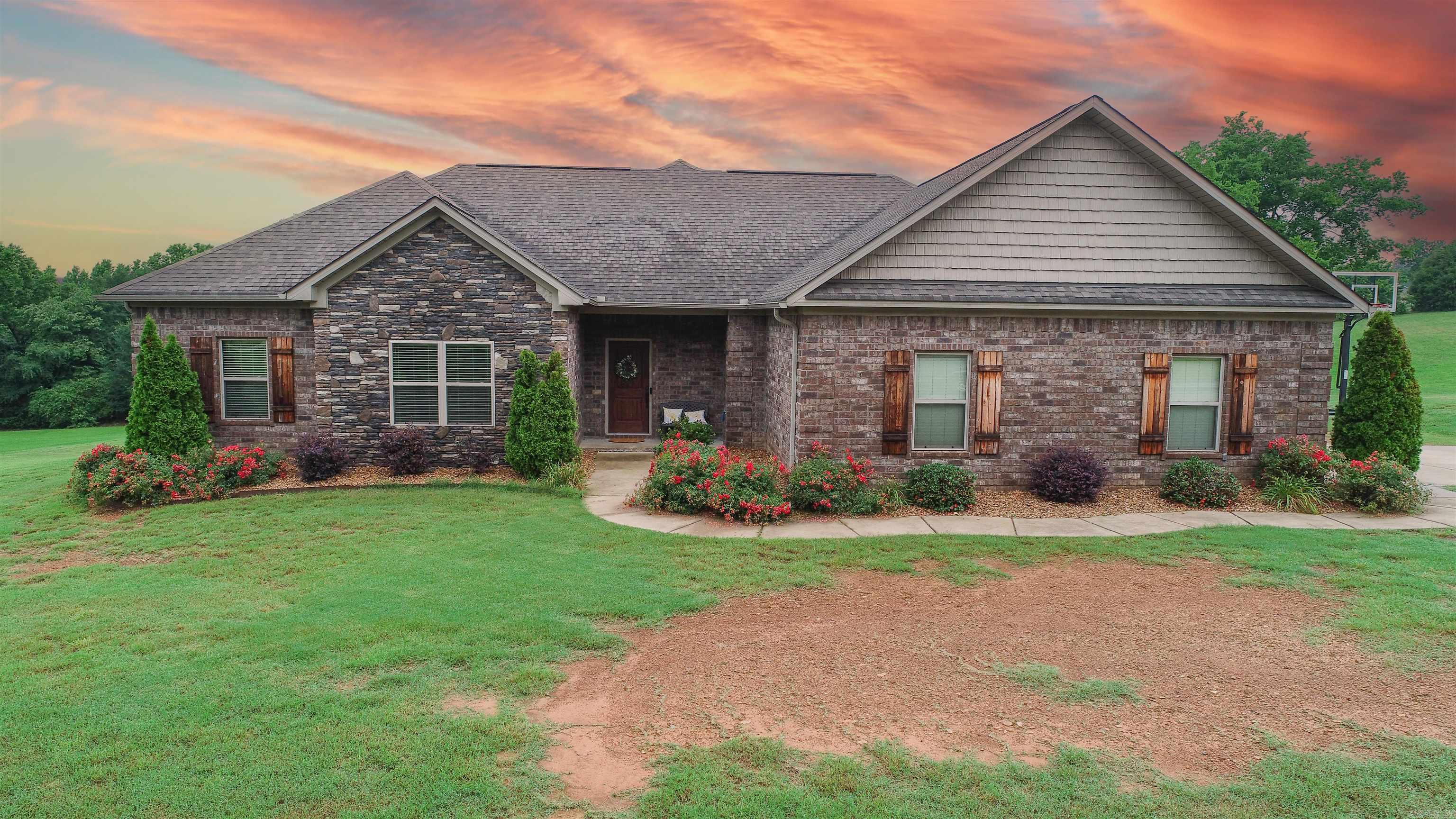 GREYSTONE - Residential