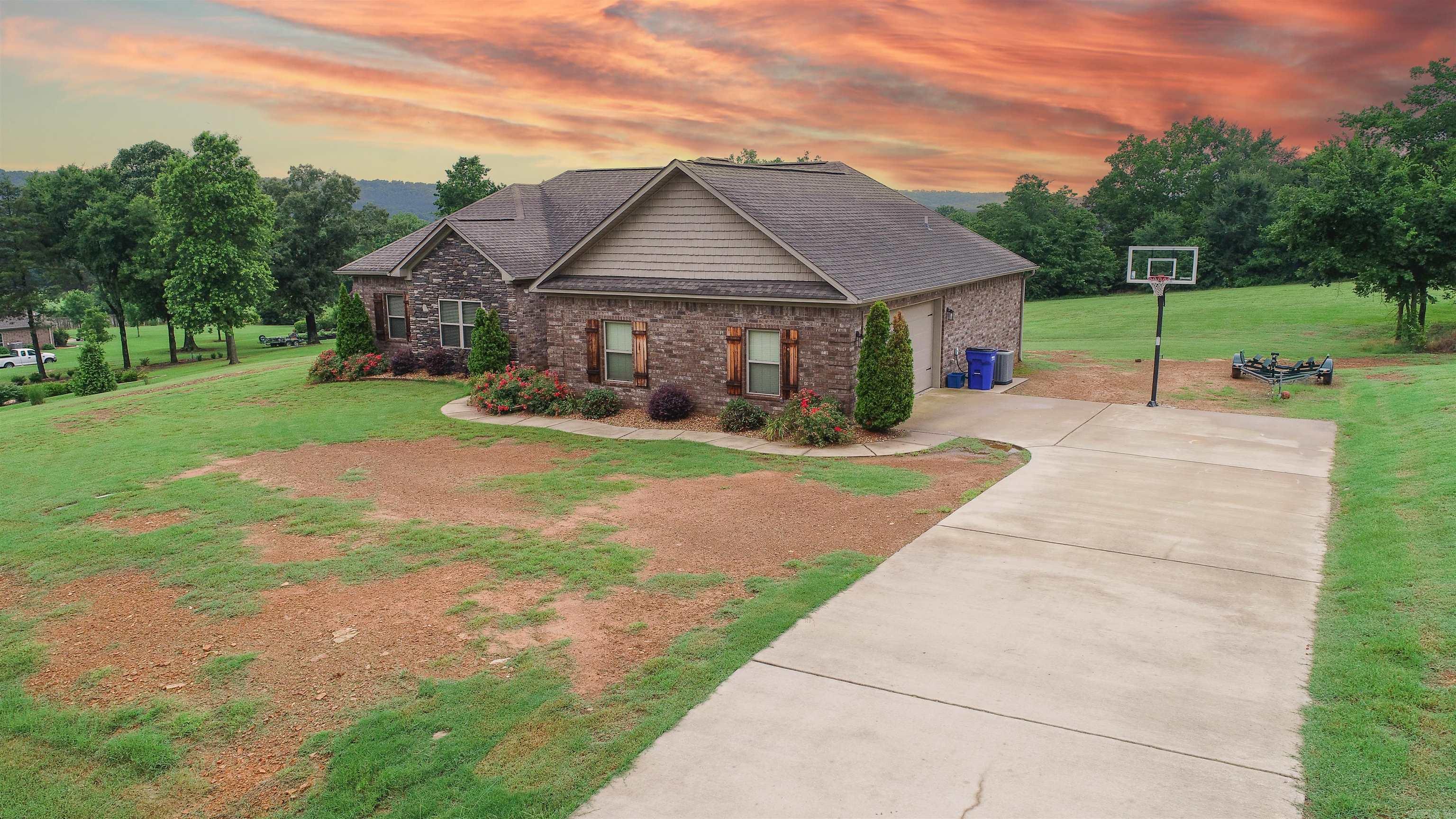 GREYSTONE - Residential