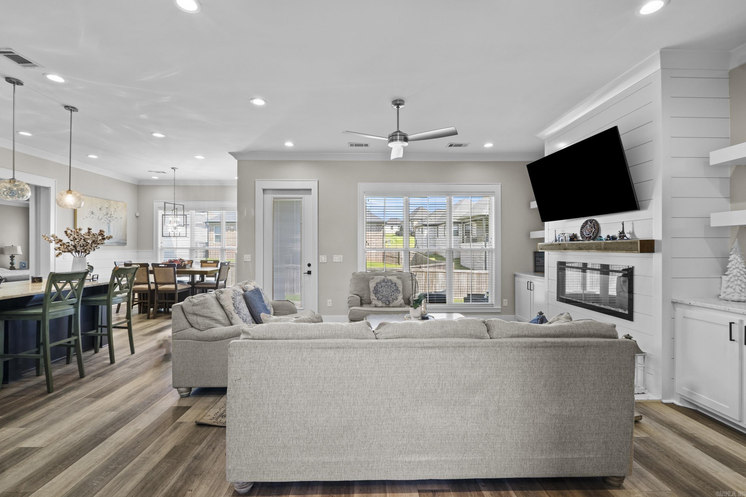 Creekview - Residential