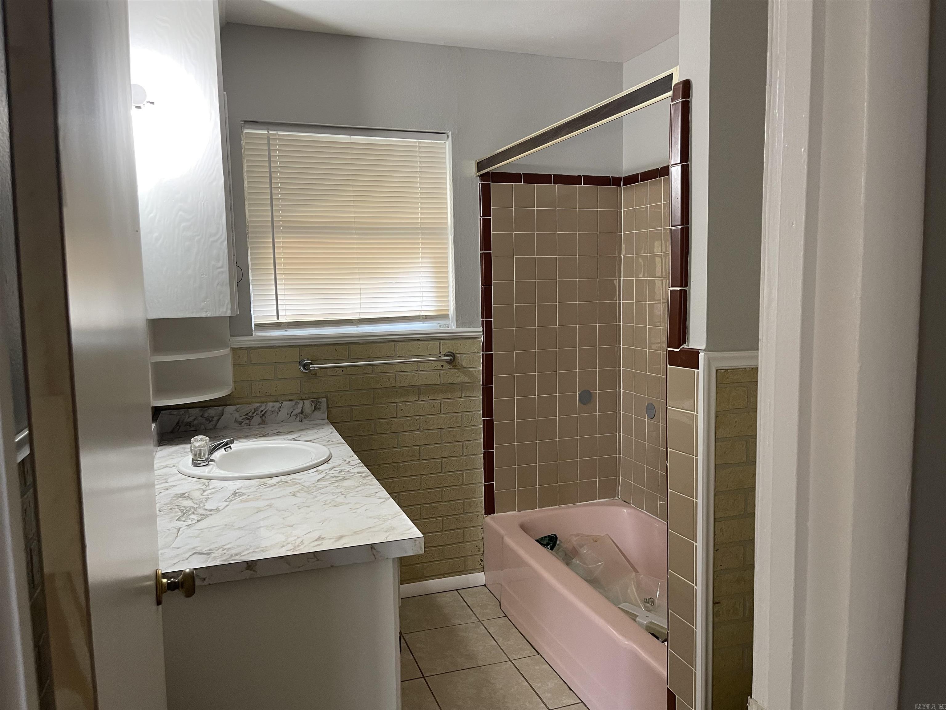 RIVERCLIFF - Residential