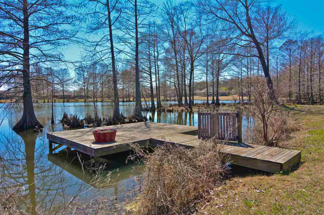 AUSTIN LAKES ON THE BAY ADDN - Residential