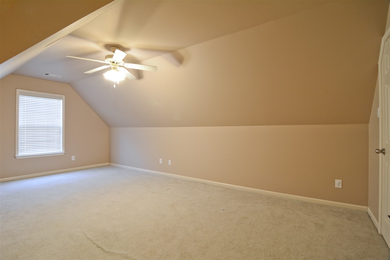 AUSTIN LAKES ON THE BAY ADDN - Residential