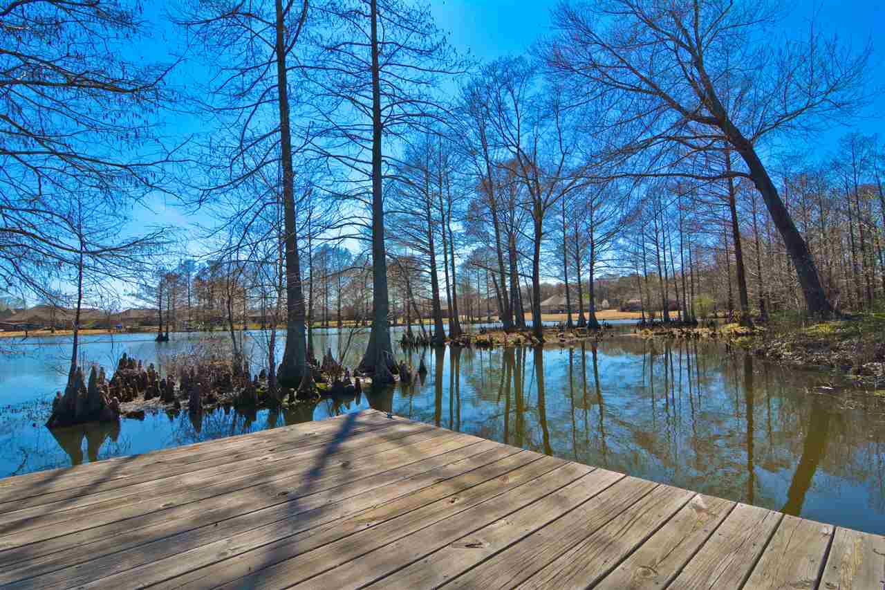 AUSTIN LAKES ON THE BAY ADDN - Residential