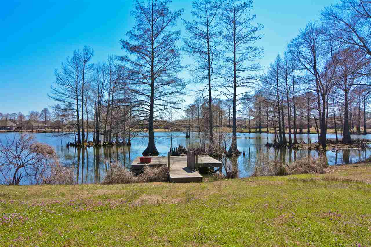 AUSTIN LAKES ON THE BAY ADDN - Residential