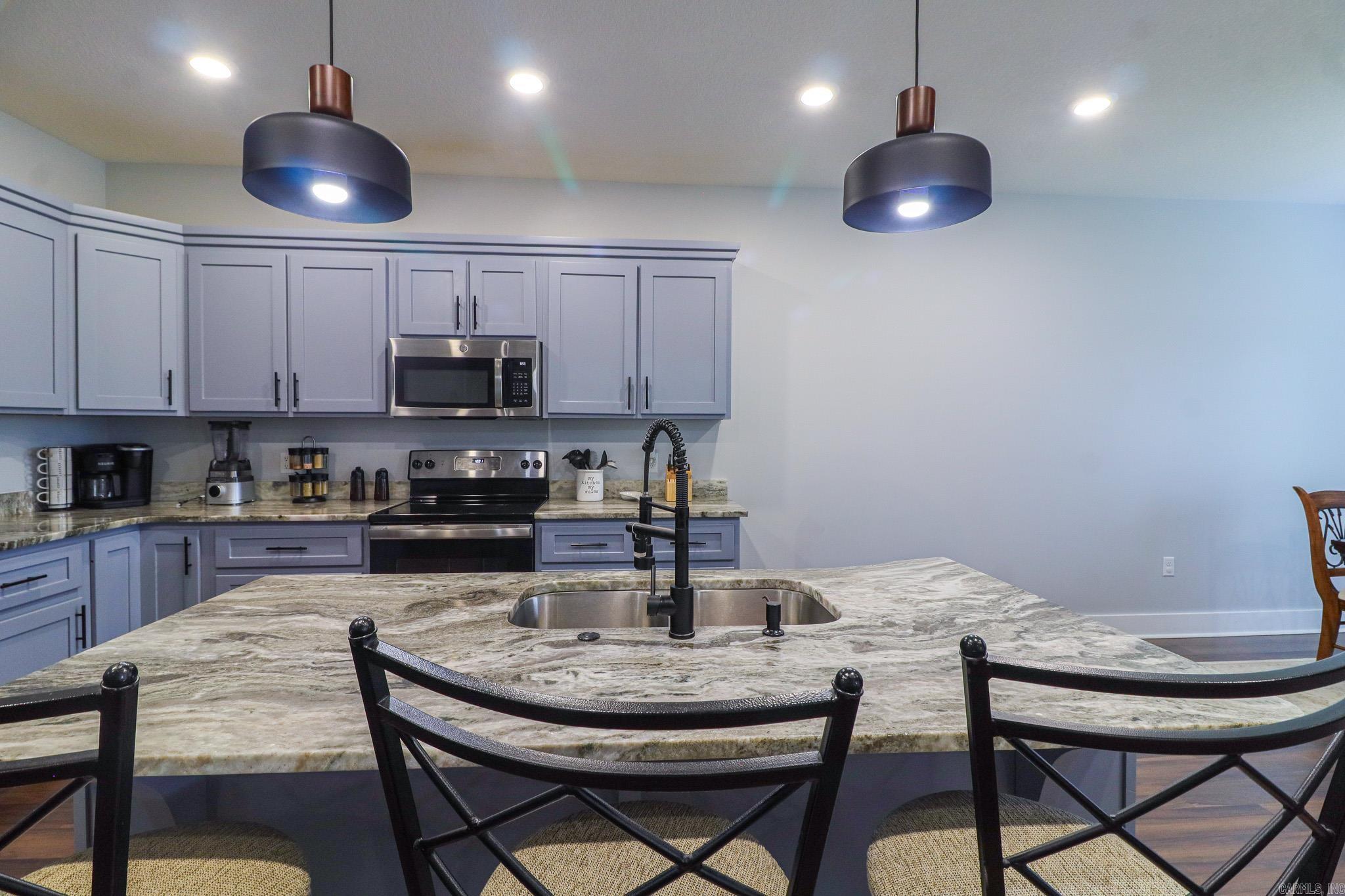 PROSPECT VILLAGE - Residential