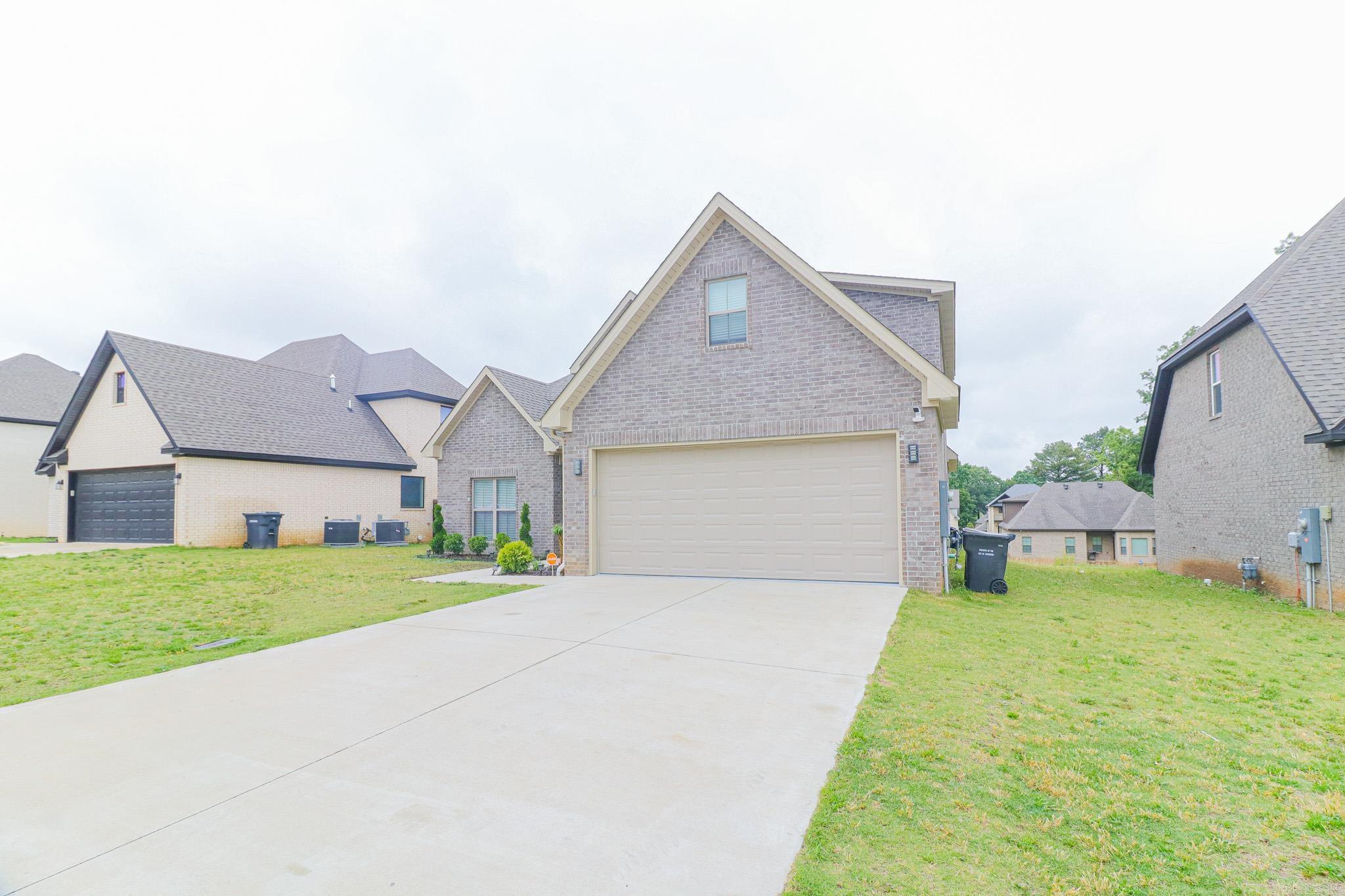 PROSPECT VILLAGE - Residential