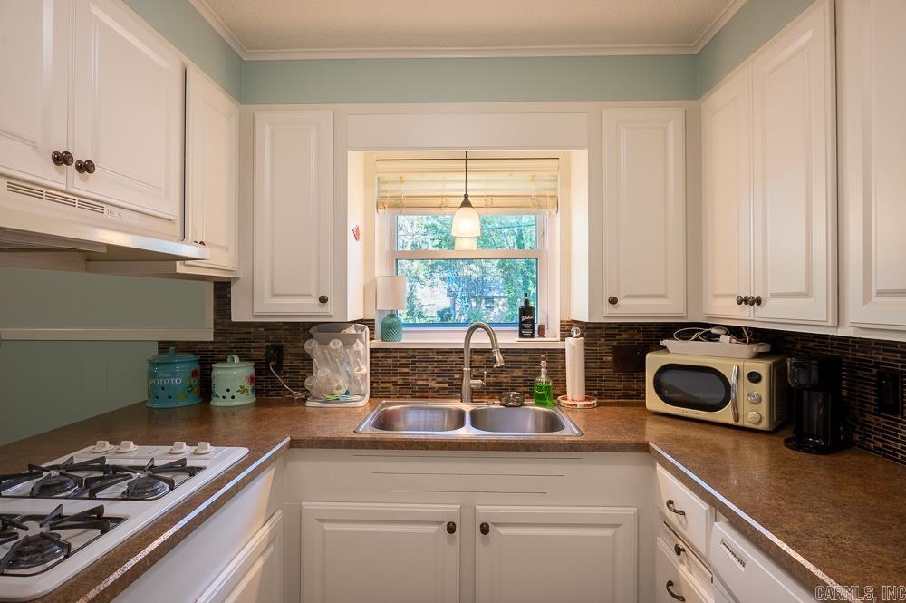 BROOK HOLLOW ADDN - Residential