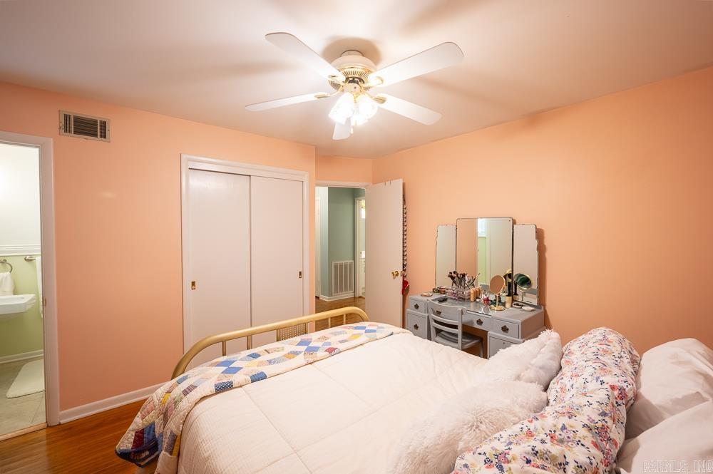 BROOK HOLLOW ADDN - Residential