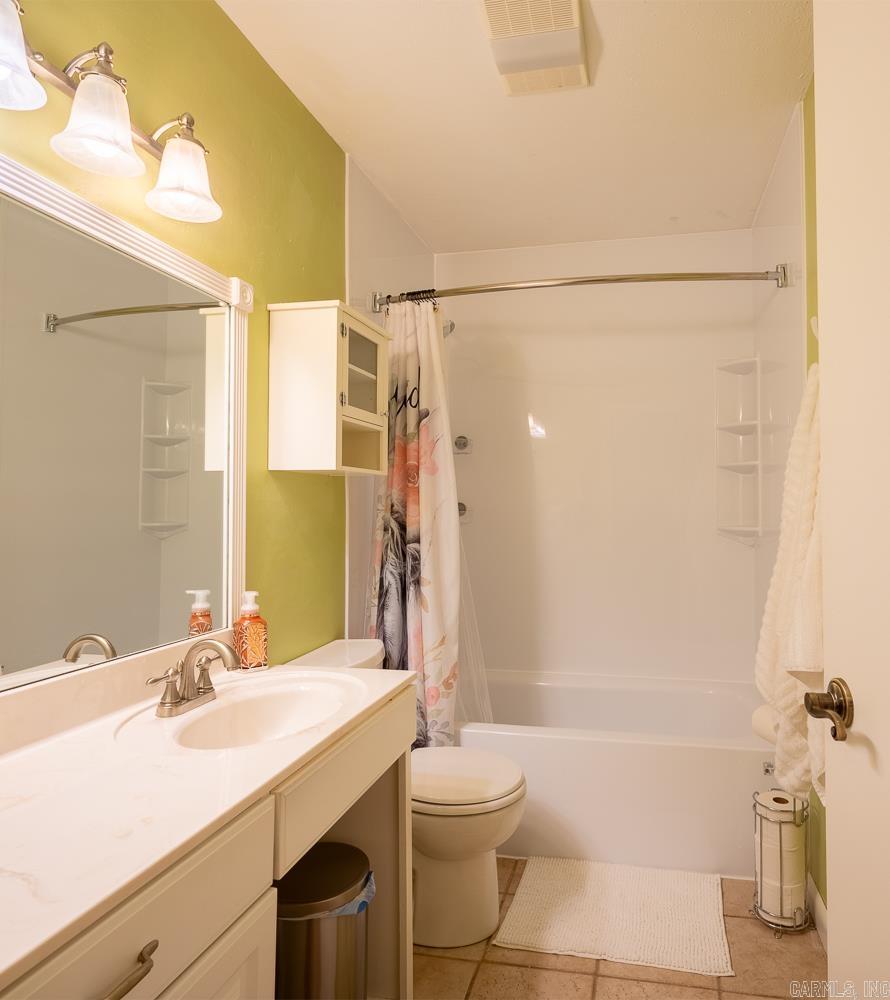 BROOK HOLLOW ADDN - Residential