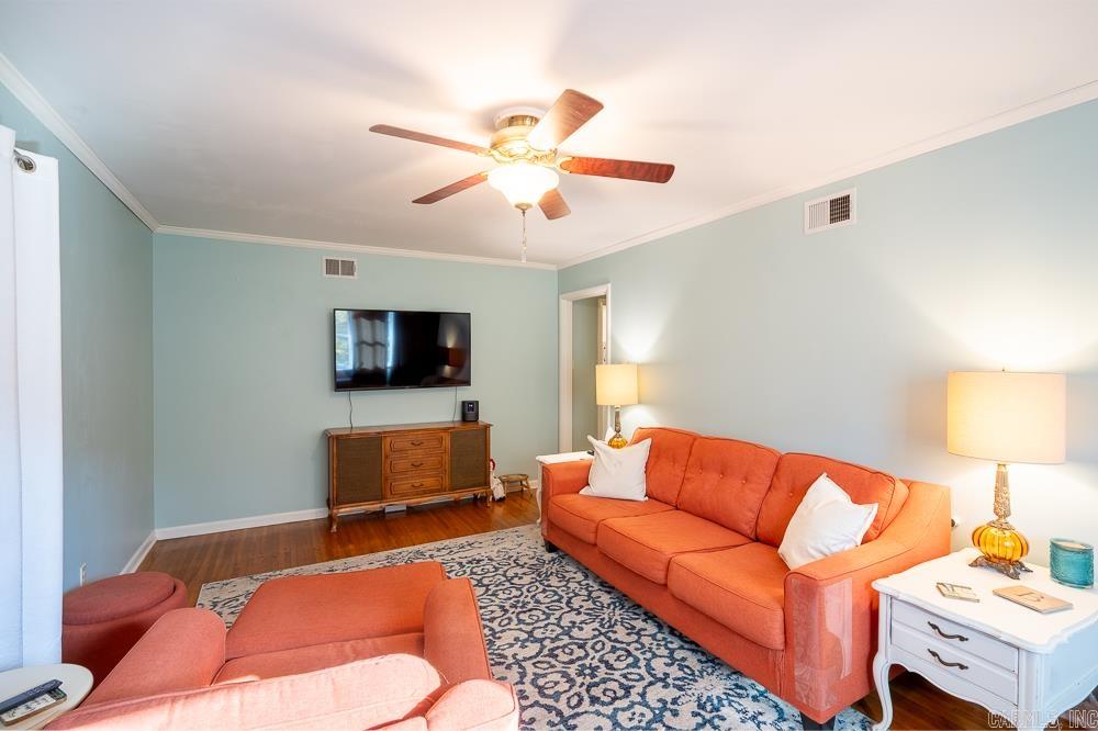 BROOK HOLLOW ADDN - Residential