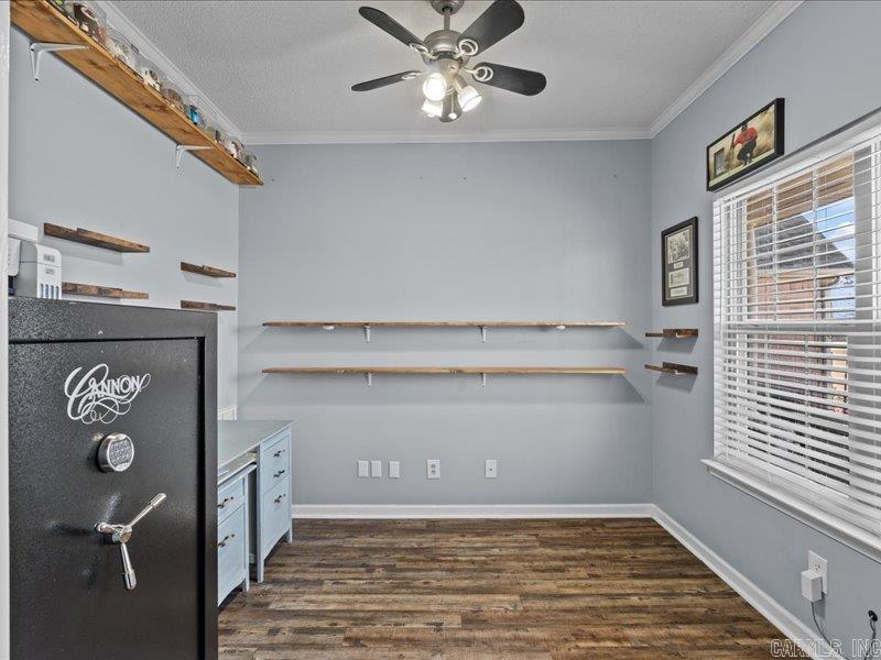 DELTA ACRES - Residential