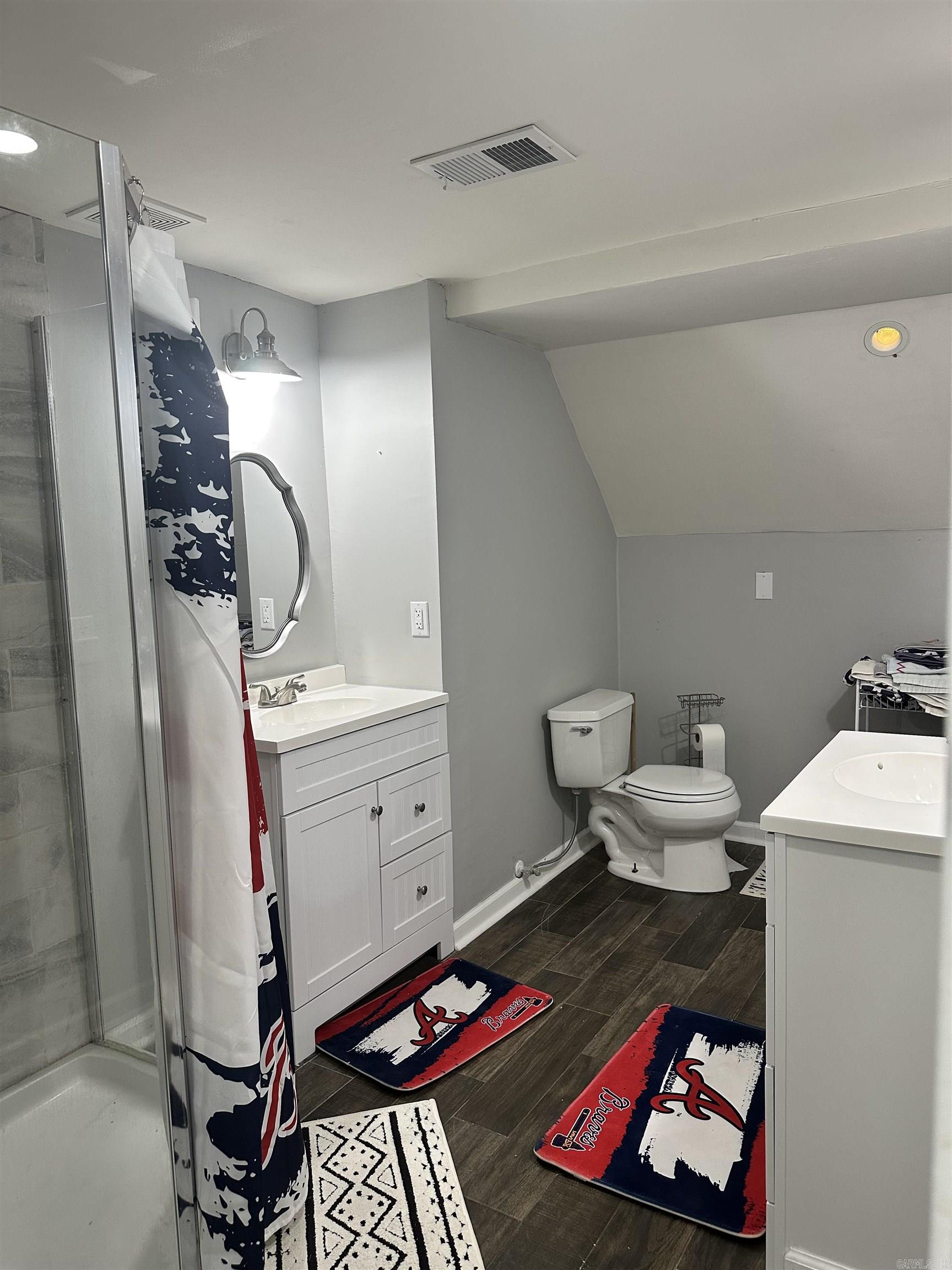 DELTA ACRES - Residential