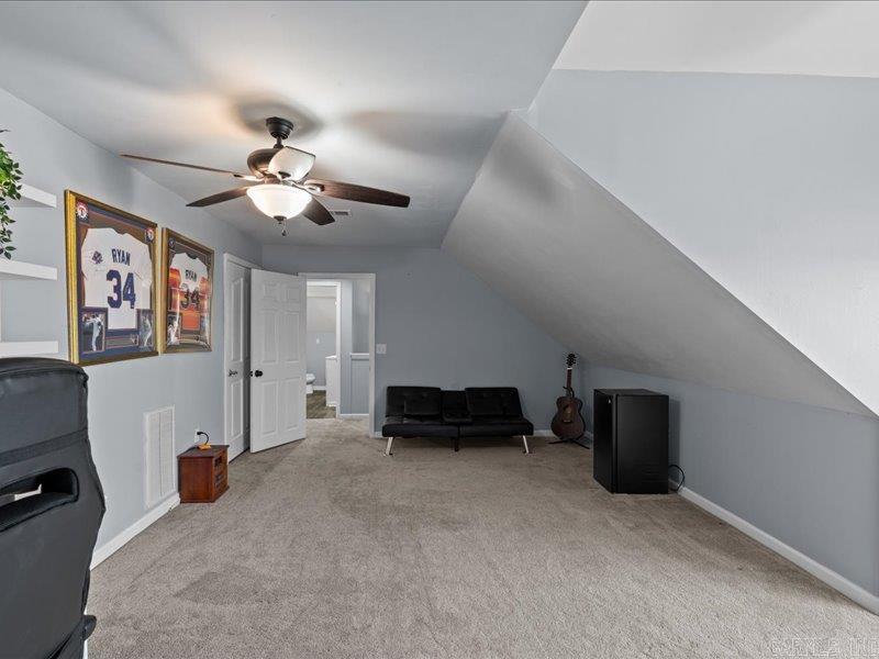 DELTA ACRES - Residential