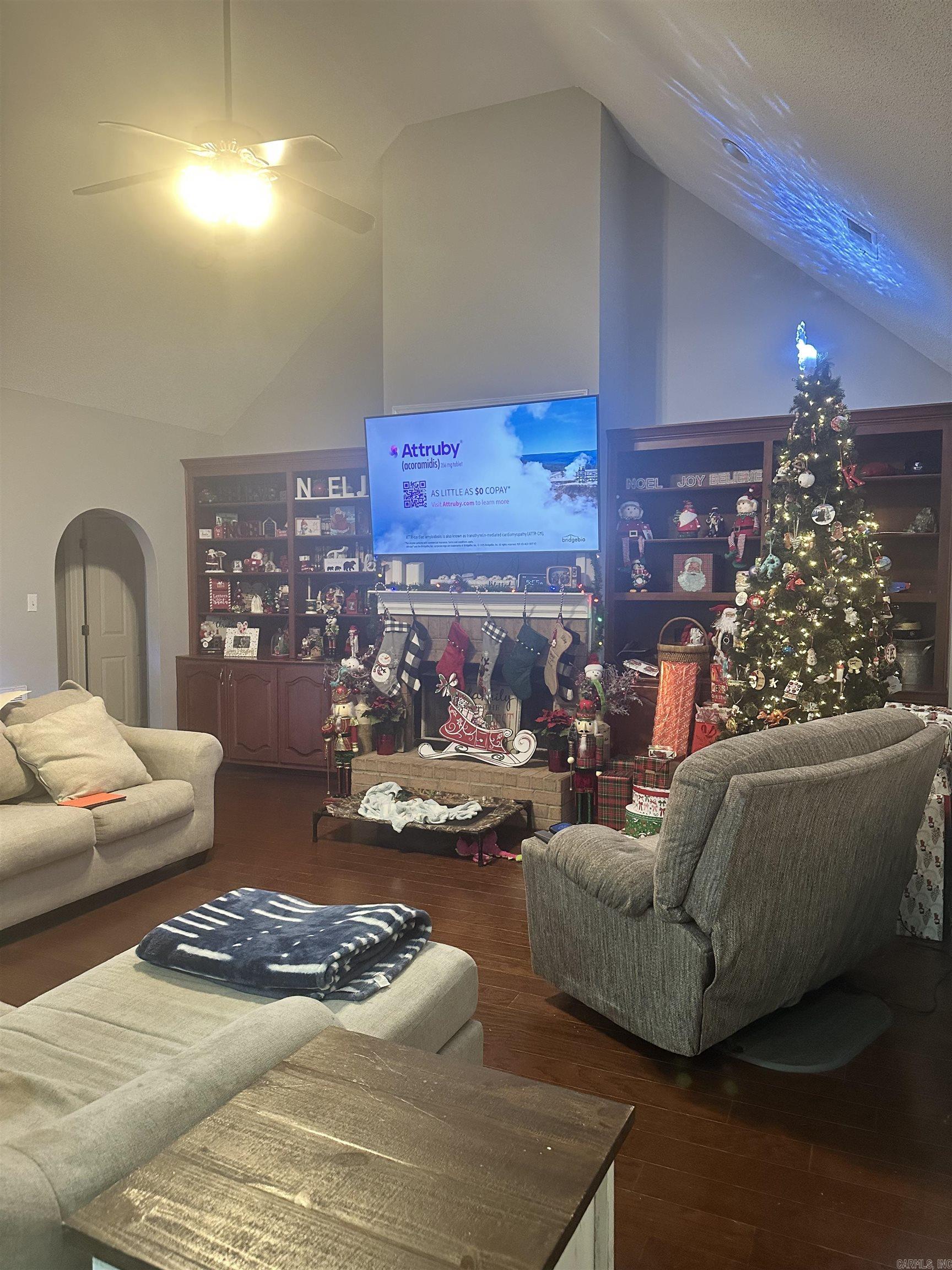 DELTA ACRES - Residential