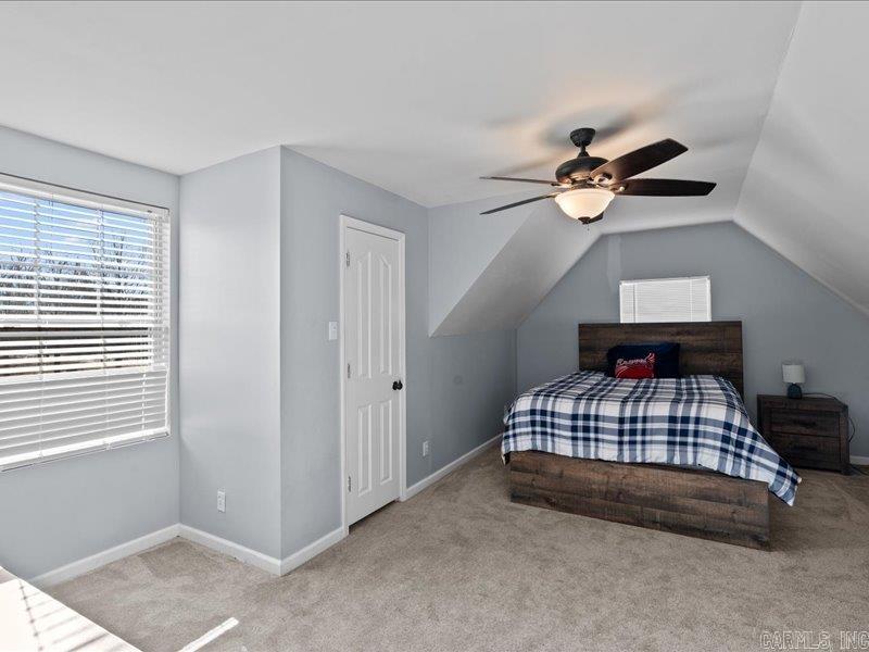 DELTA ACRES - Residential