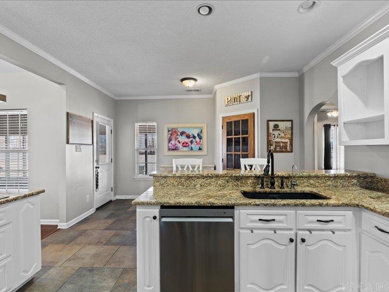 DELTA ACRES - Residential