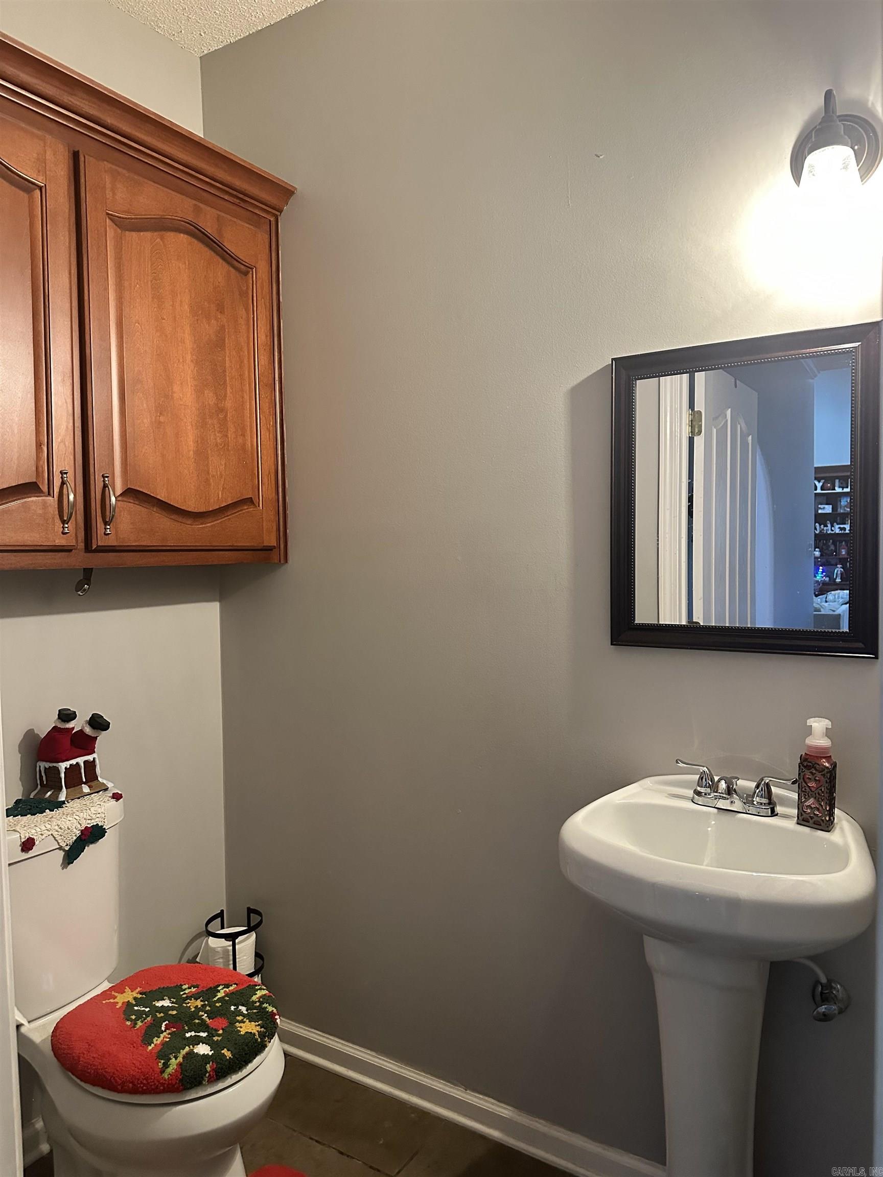 DELTA ACRES - Residential