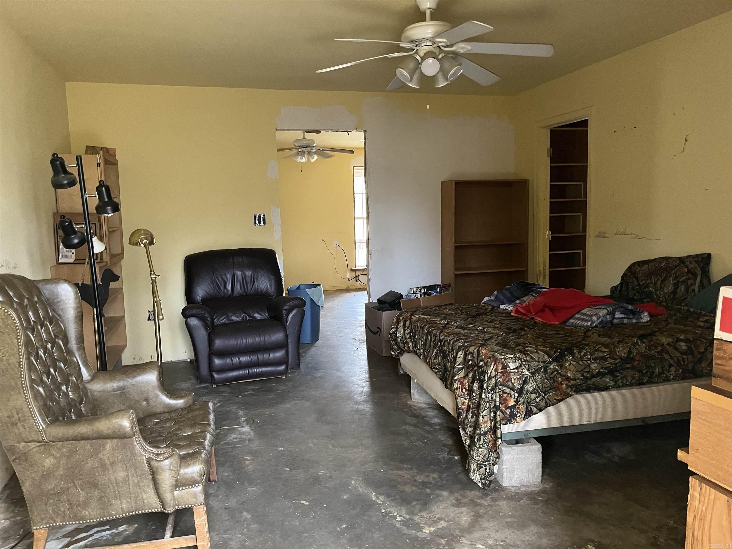 Clinton Original - Residential