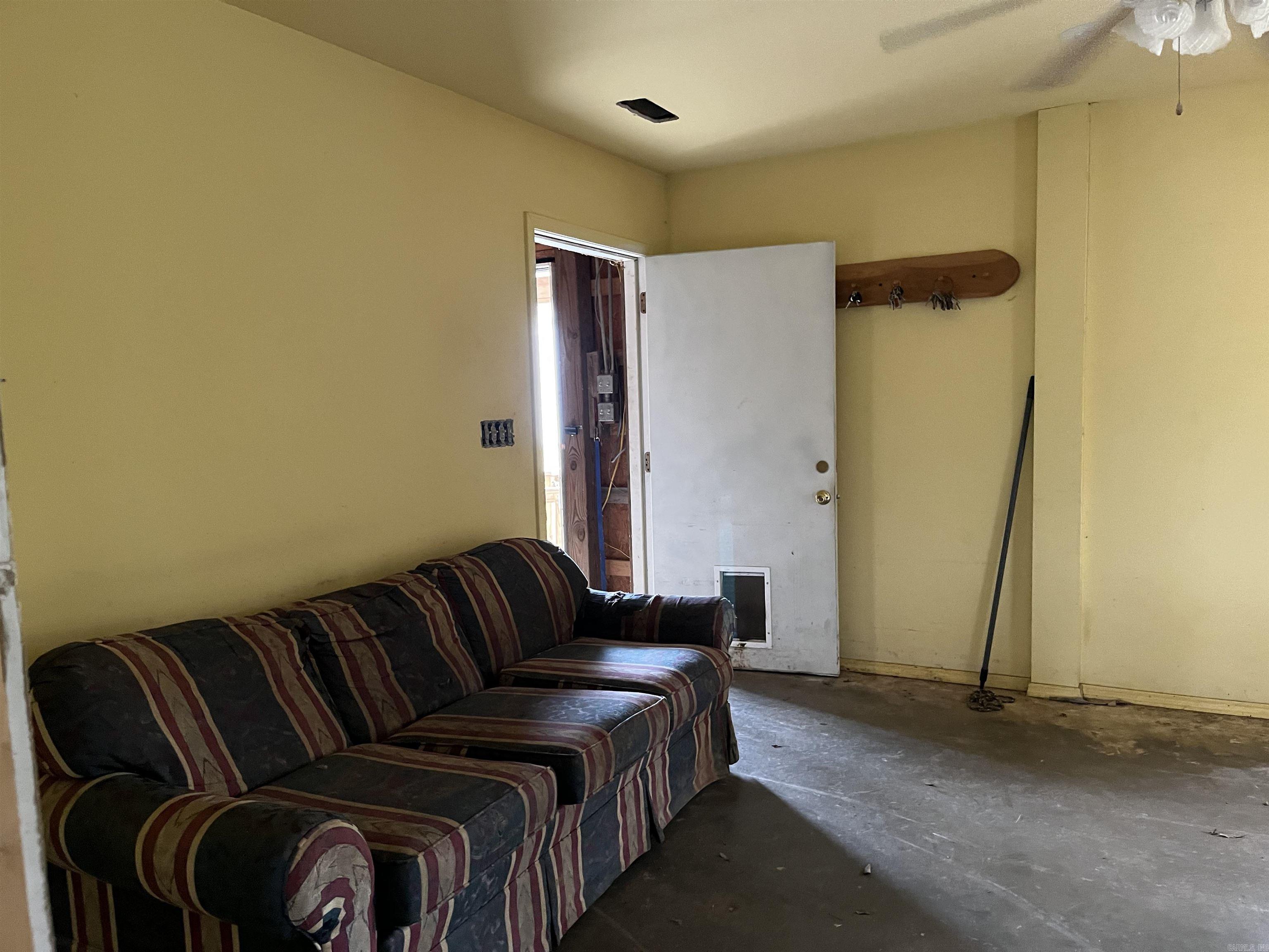 Clinton Original - Residential