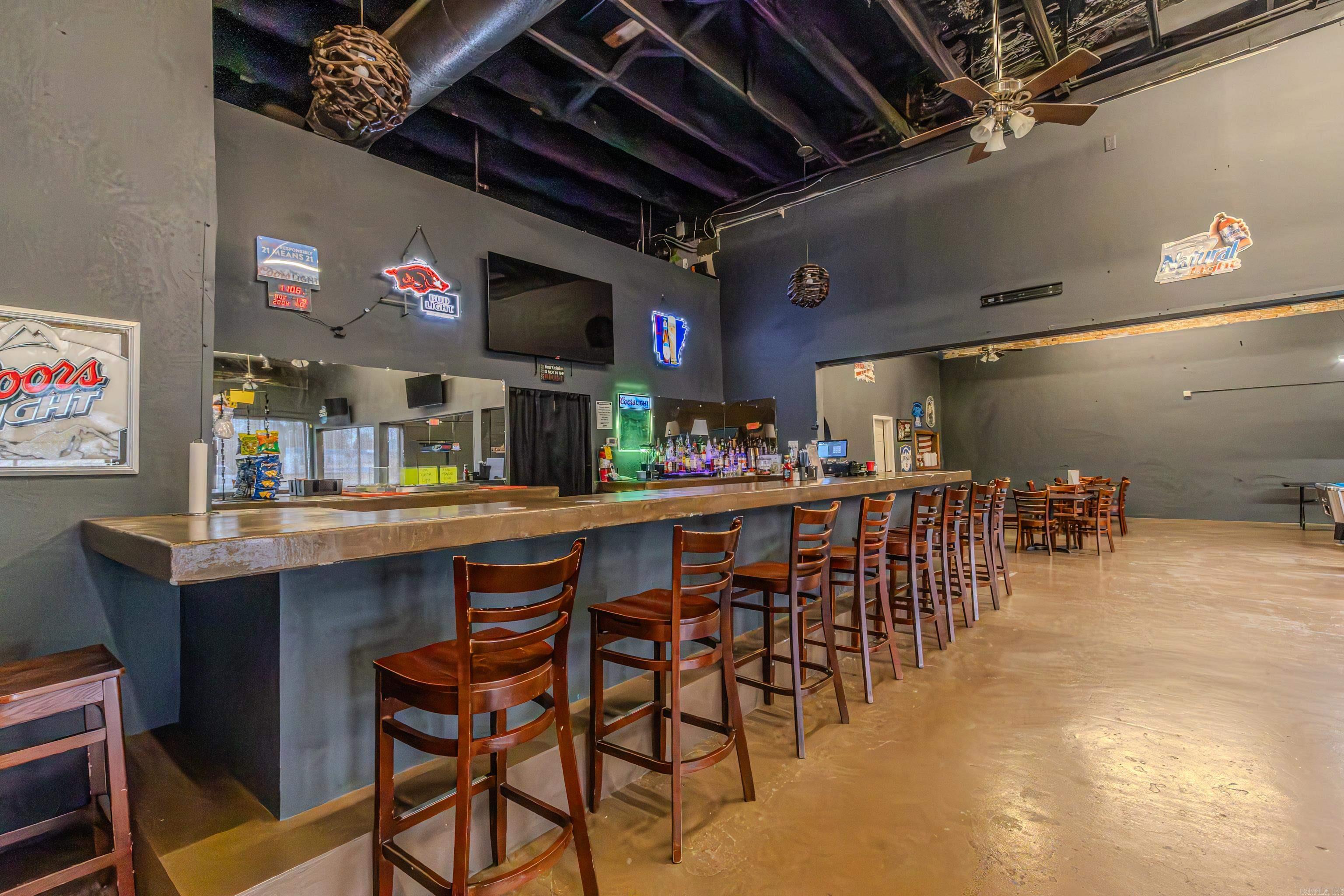 Original Town - Commercial Sale