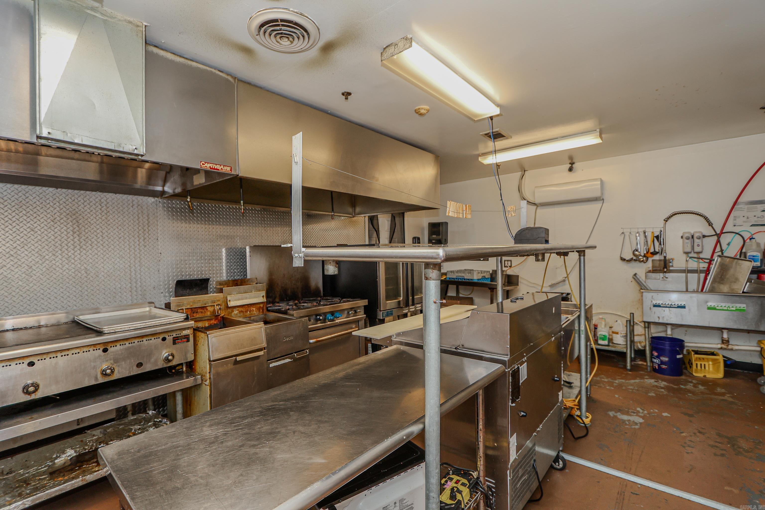 Original Town - Commercial Sale