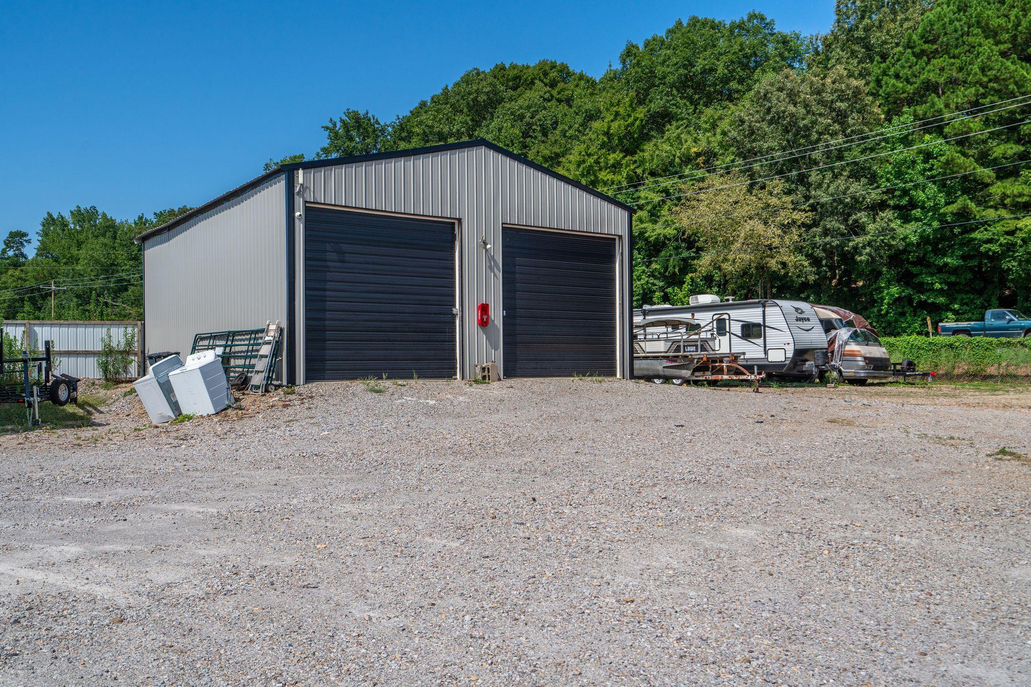 32-1-29 - Commercial Sale