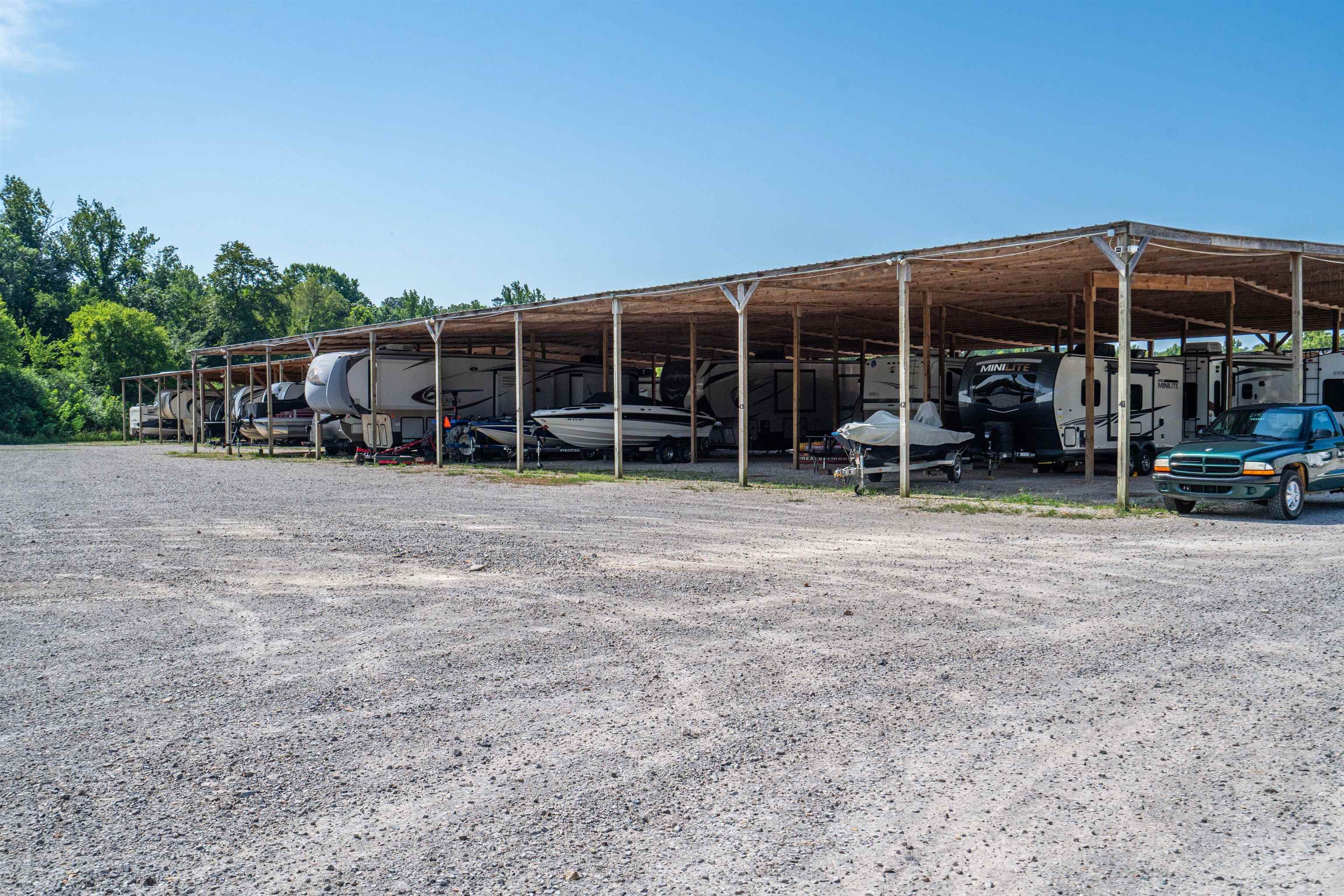 32-1-29 - Commercial Sale