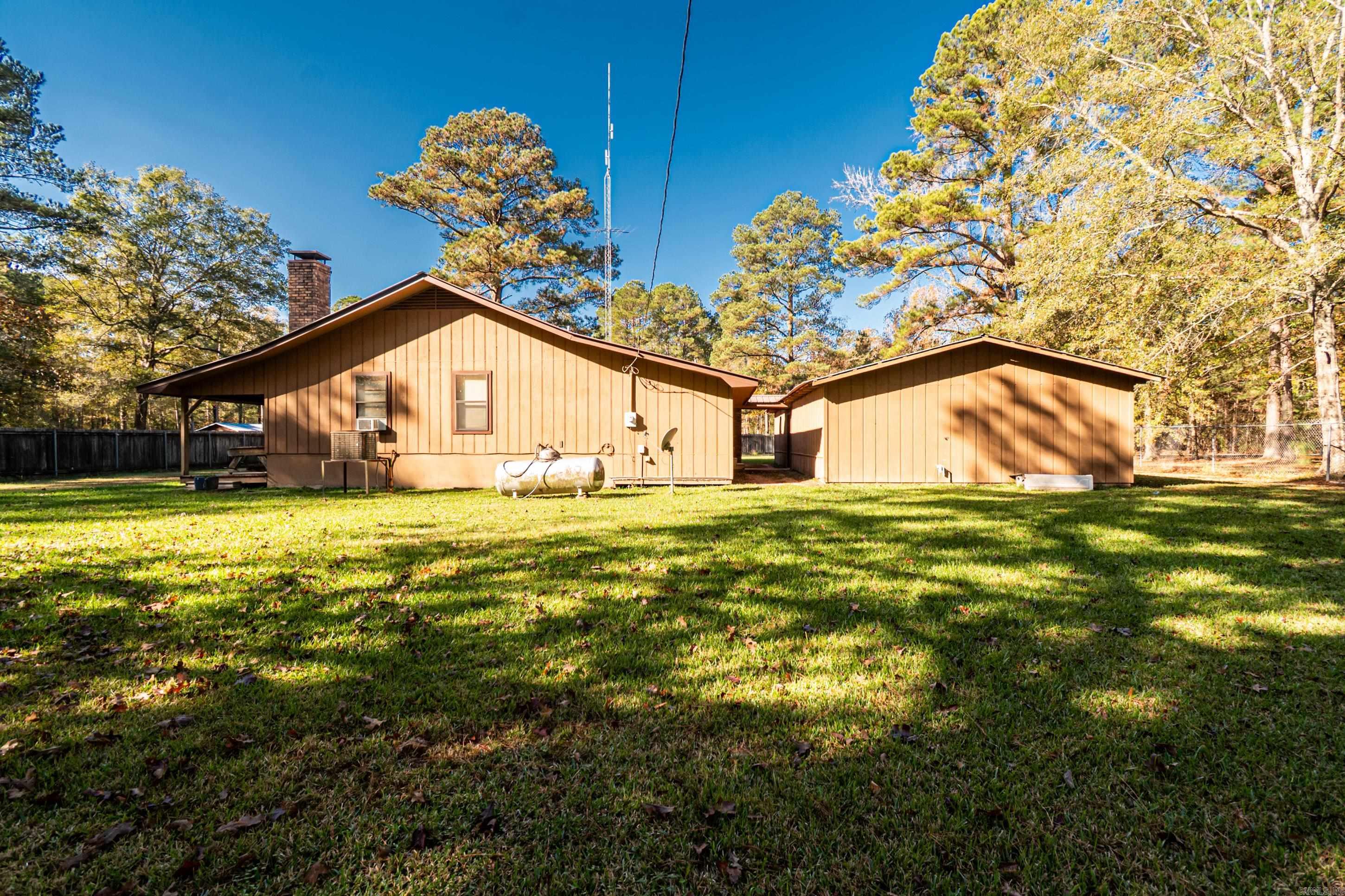 Felsenthal - Residential