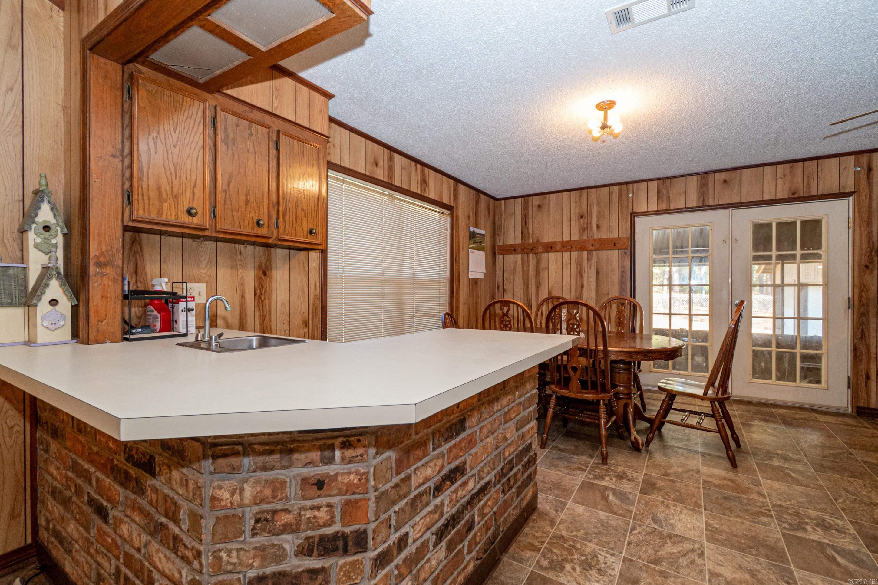 Felsenthal - Residential