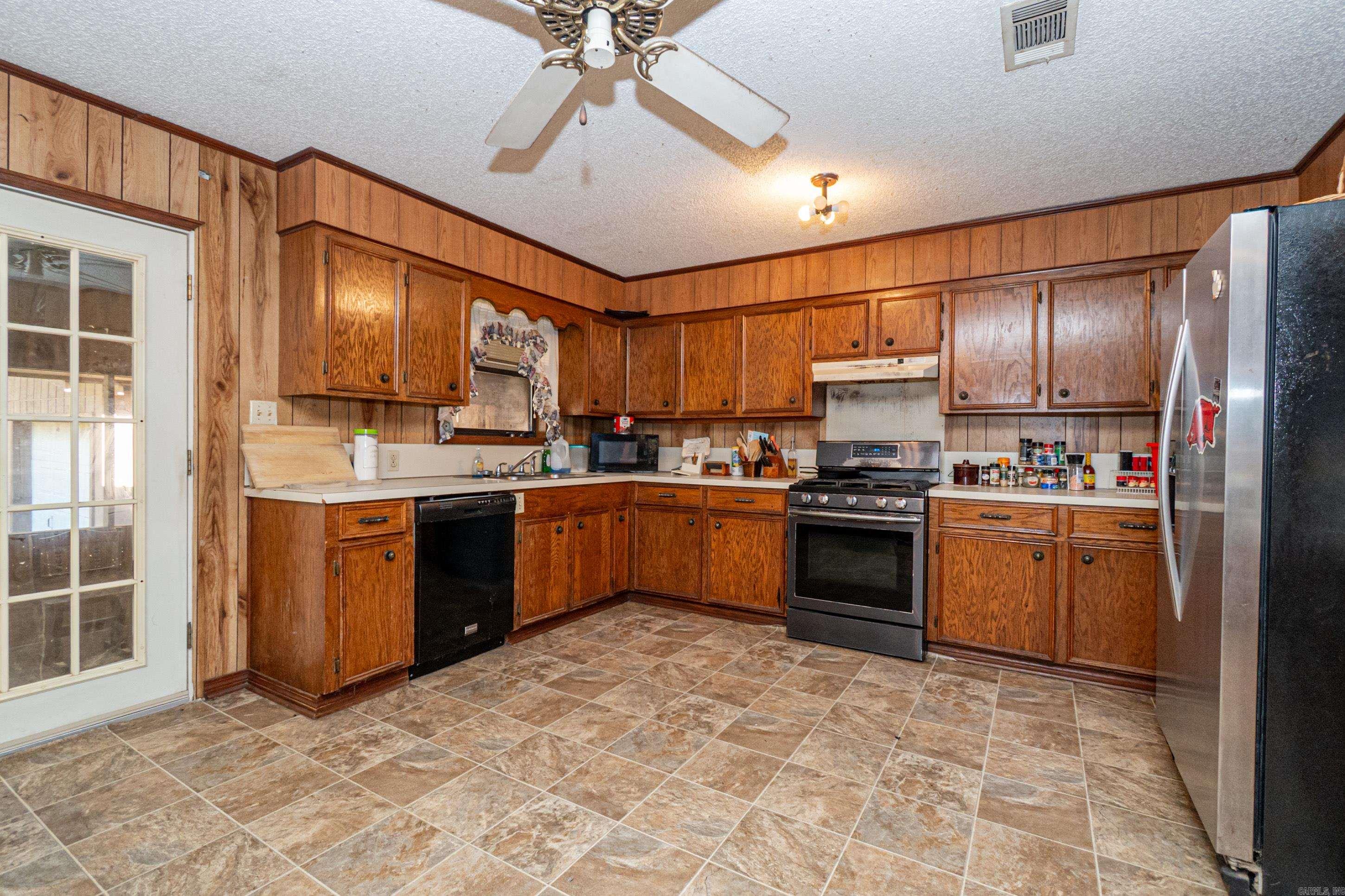 Felsenthal - Residential