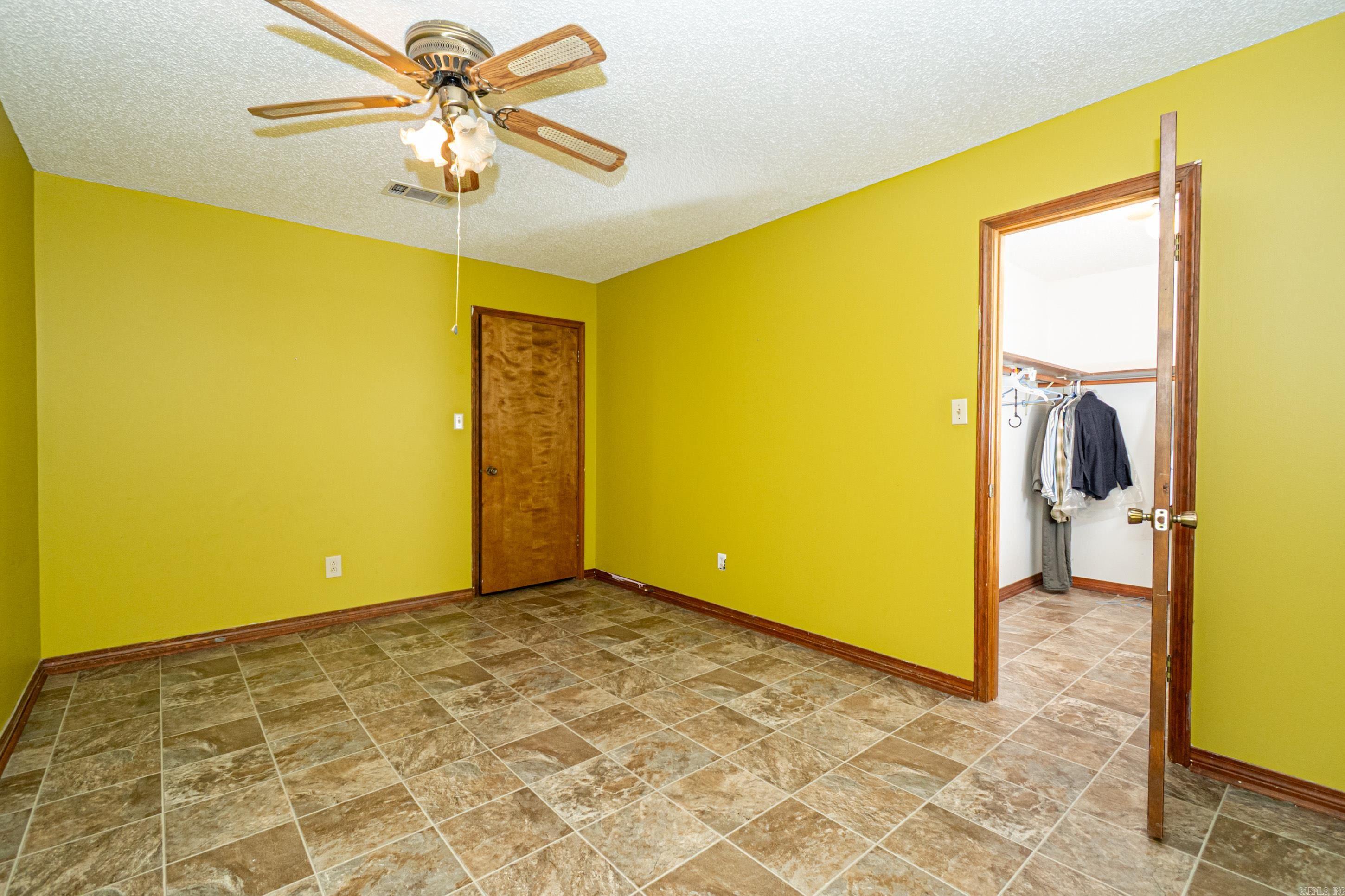 Felsenthal - Residential