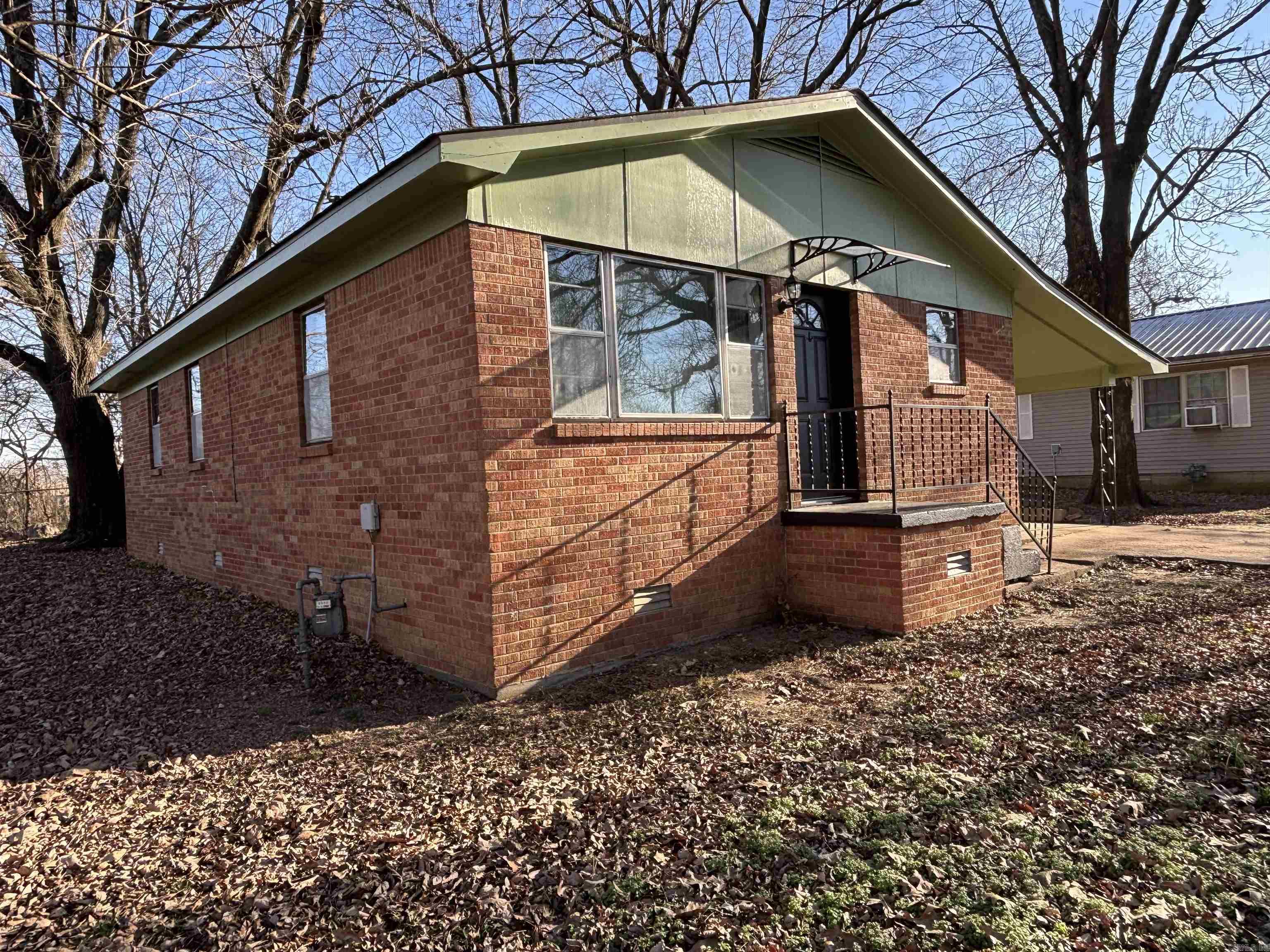 RANEYS - Residential