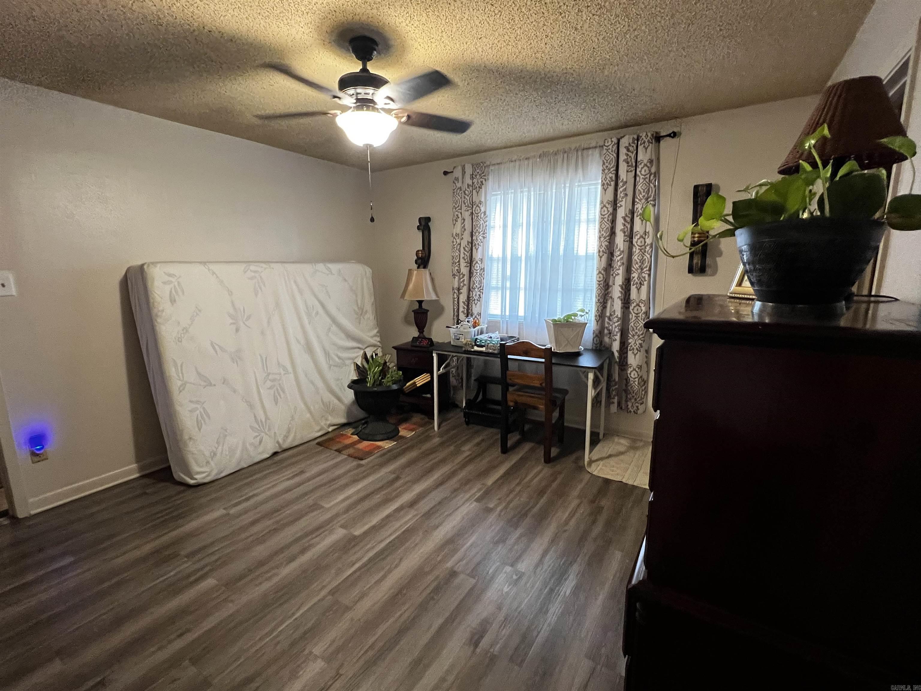 CAMPUS PLACE - Residential