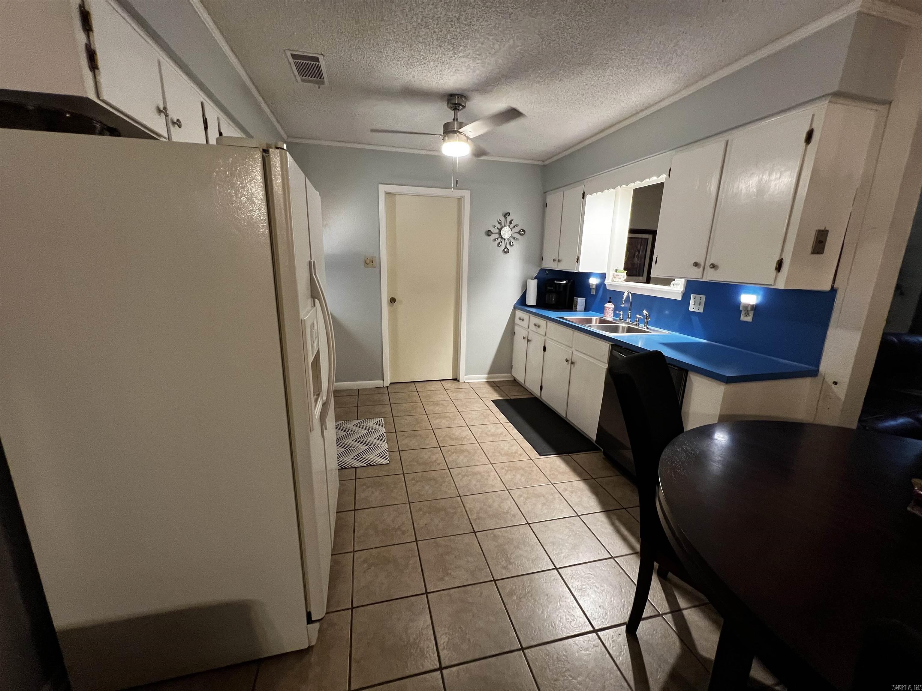 CAMPUS PLACE - Residential