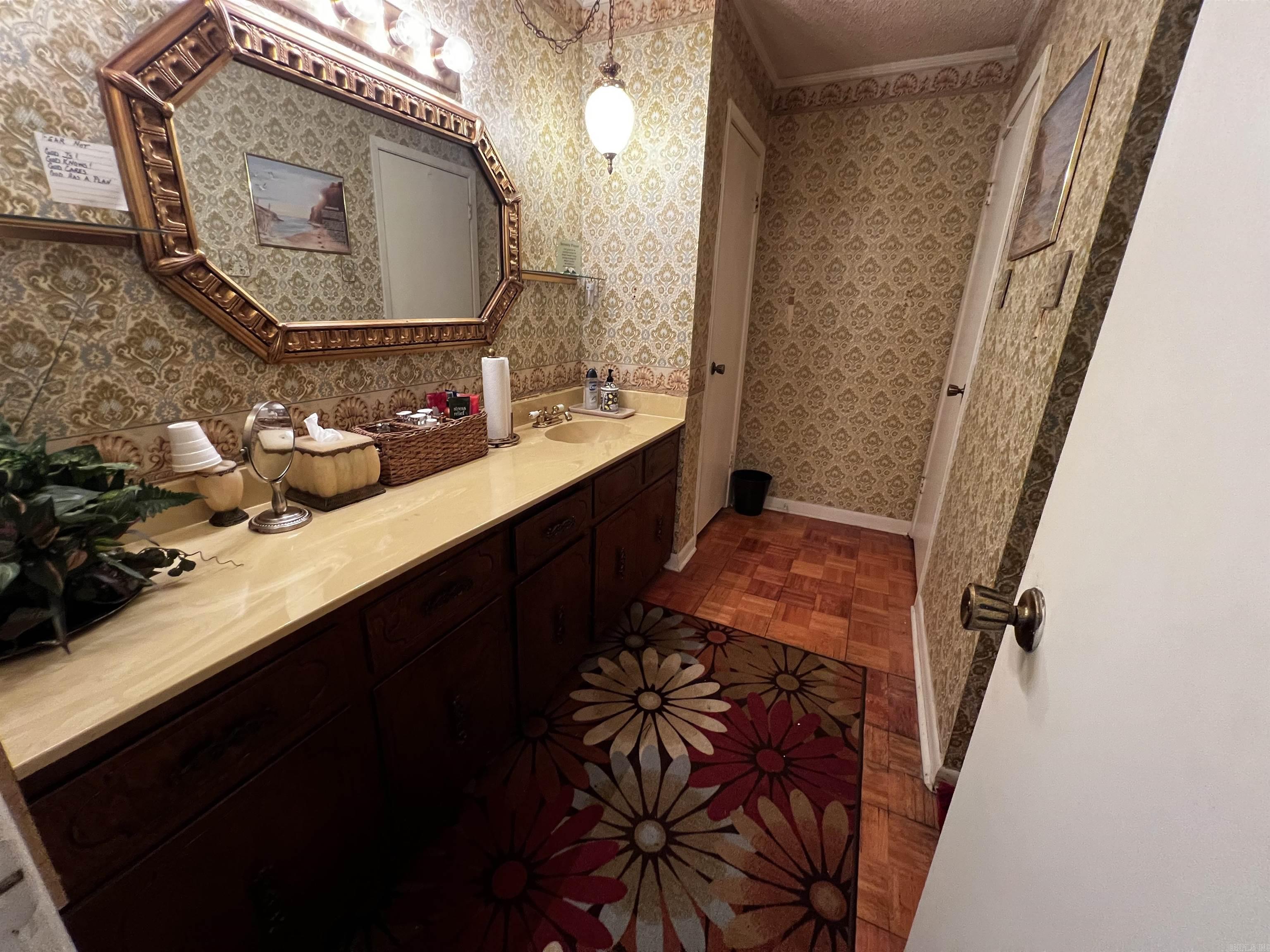 CAMPUS PLACE - Residential