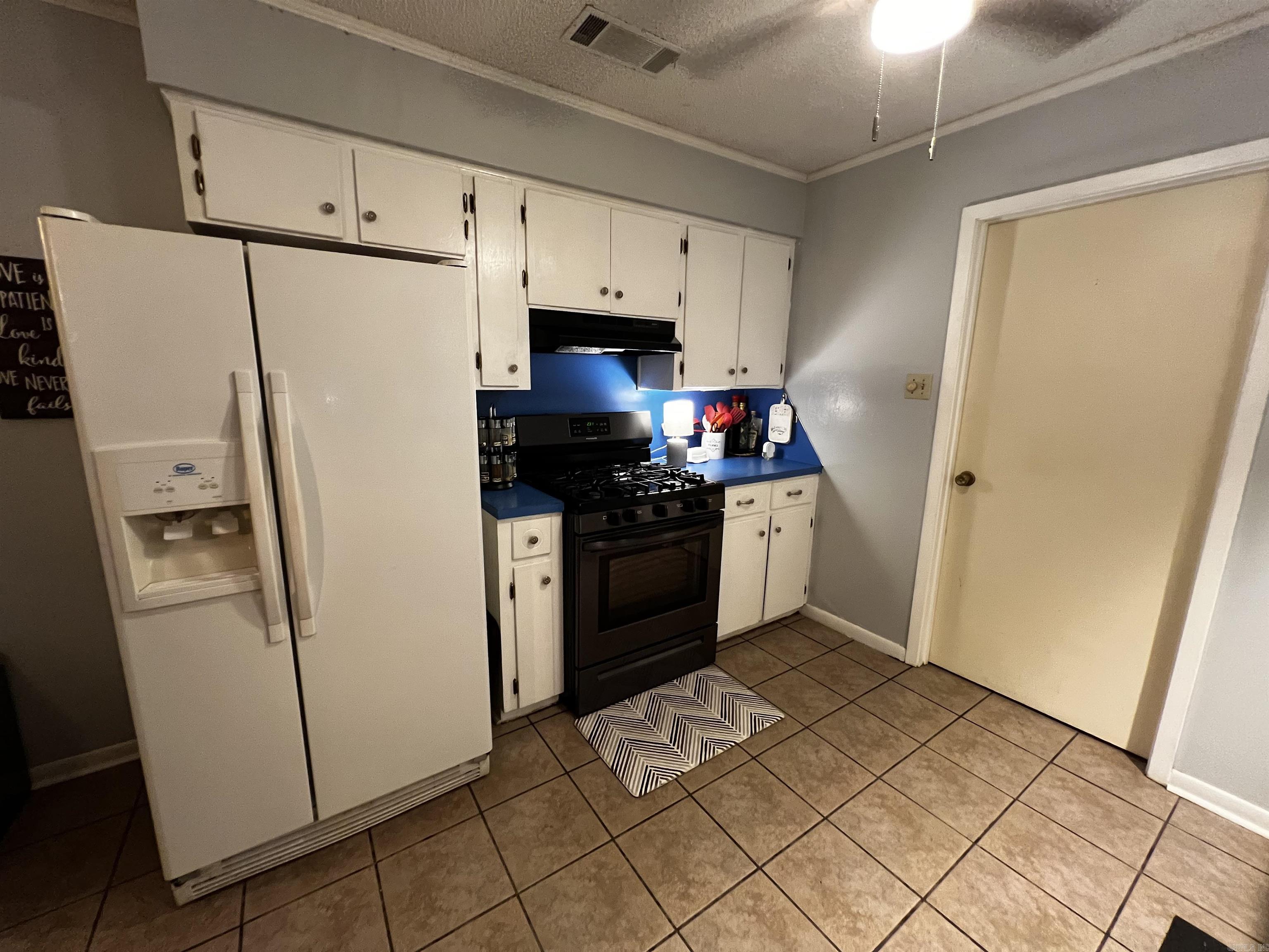 CAMPUS PLACE - Residential