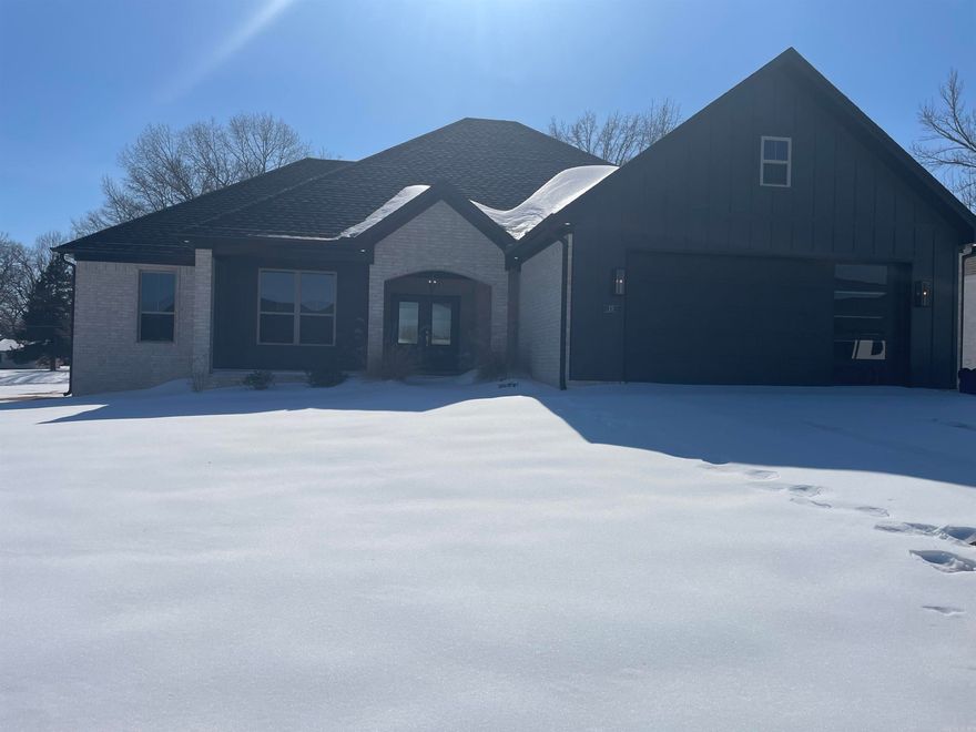 Open floor plan. One level in a great new neighborhood.  Gorgeous finishes.  Price is way below appraisal. All beautiful finishes.  Come take a look and you will fall in love with this beautiful house.