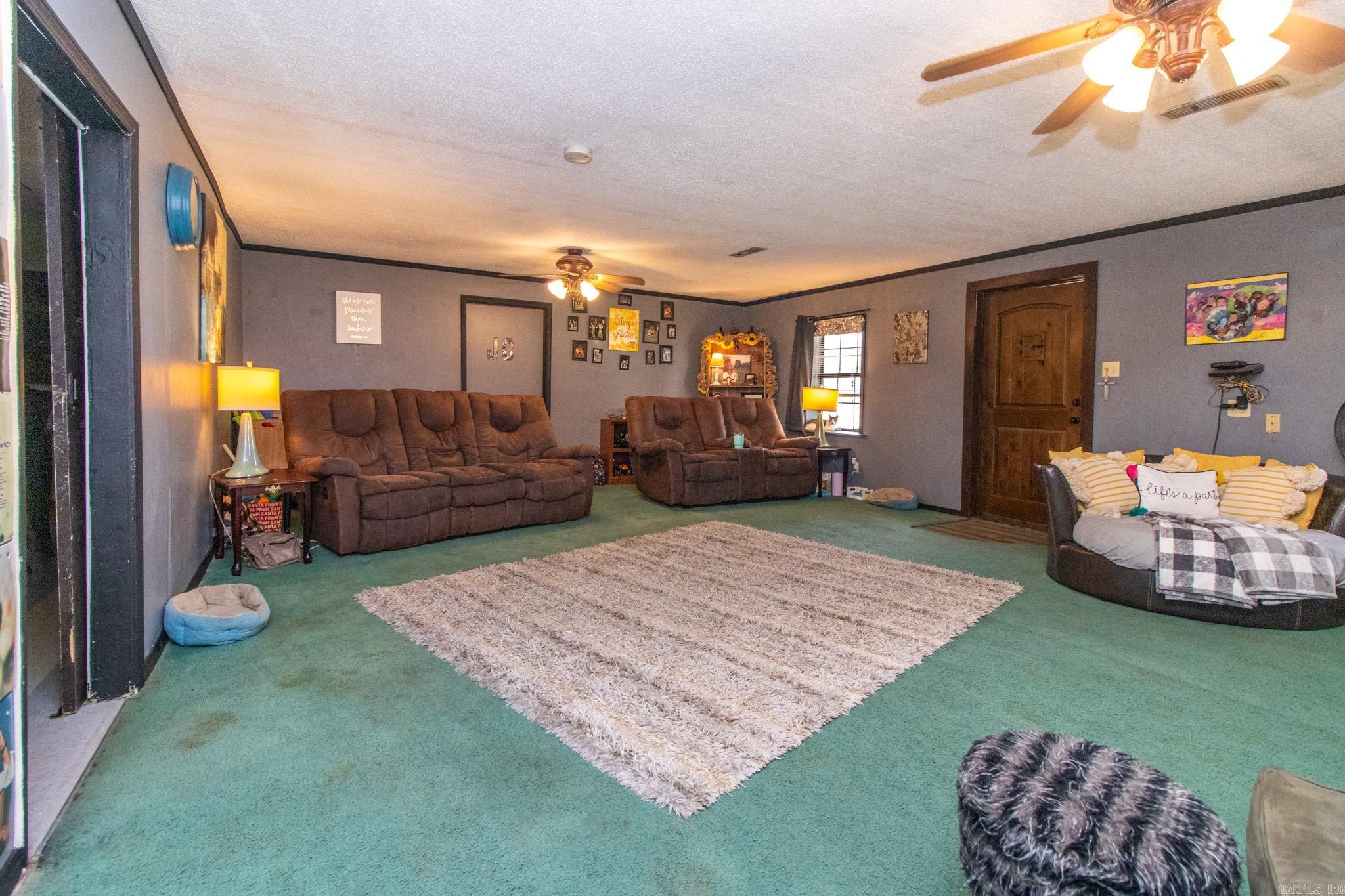 CEDAR VALLEY S/D - Residential