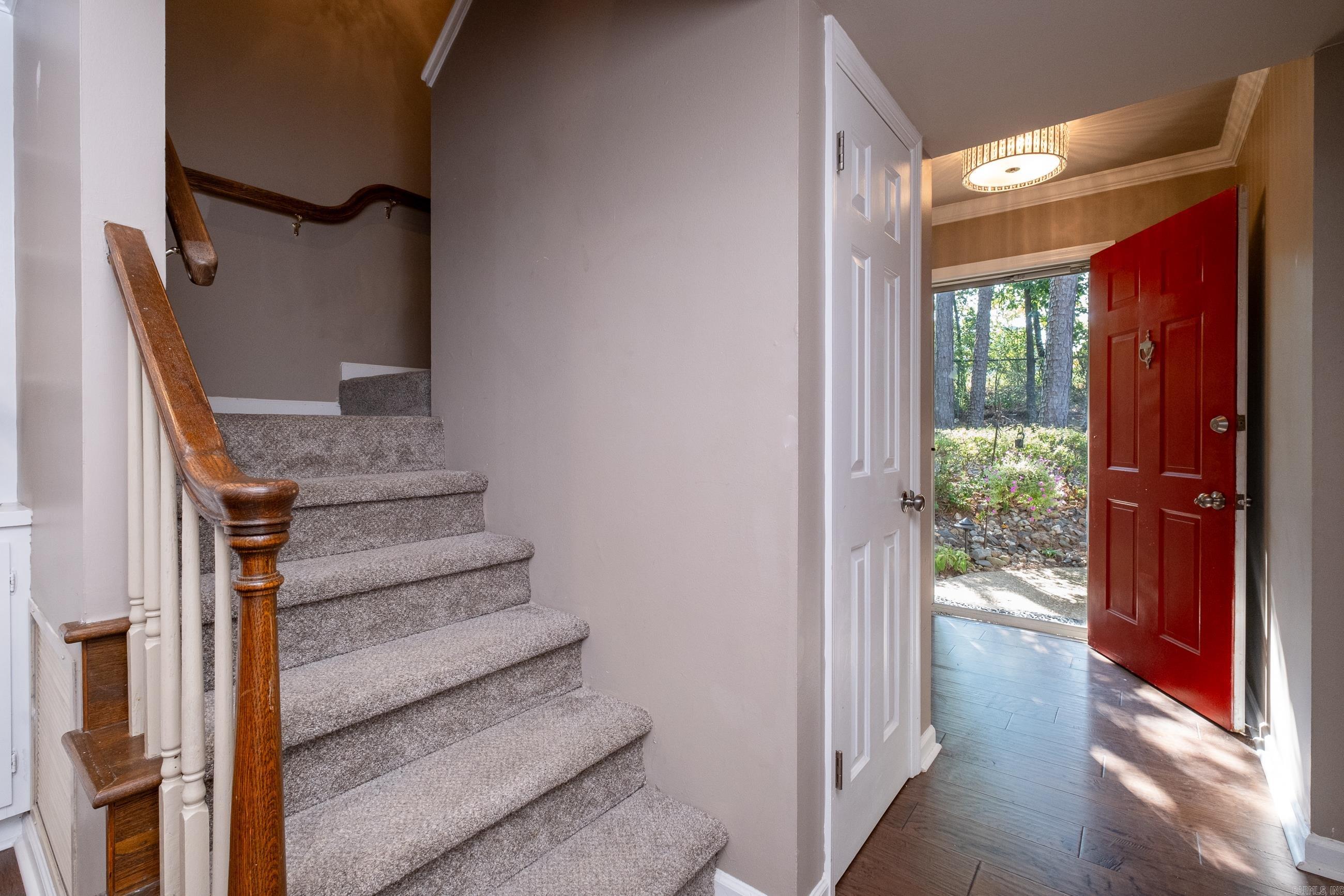 KINGSBRIDGE TWNHSE - Residential