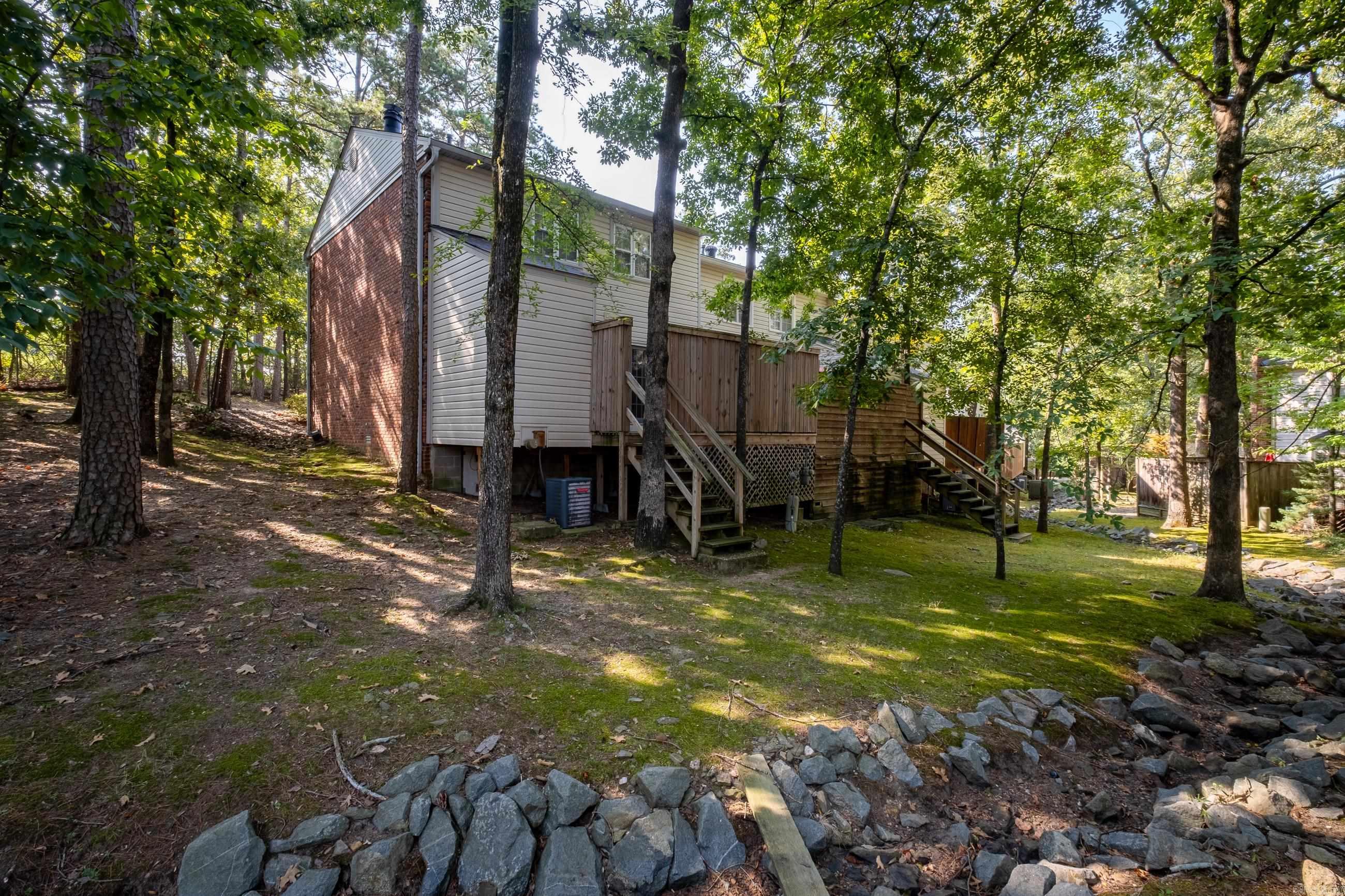 KINGSBRIDGE TWNHSE - Residential