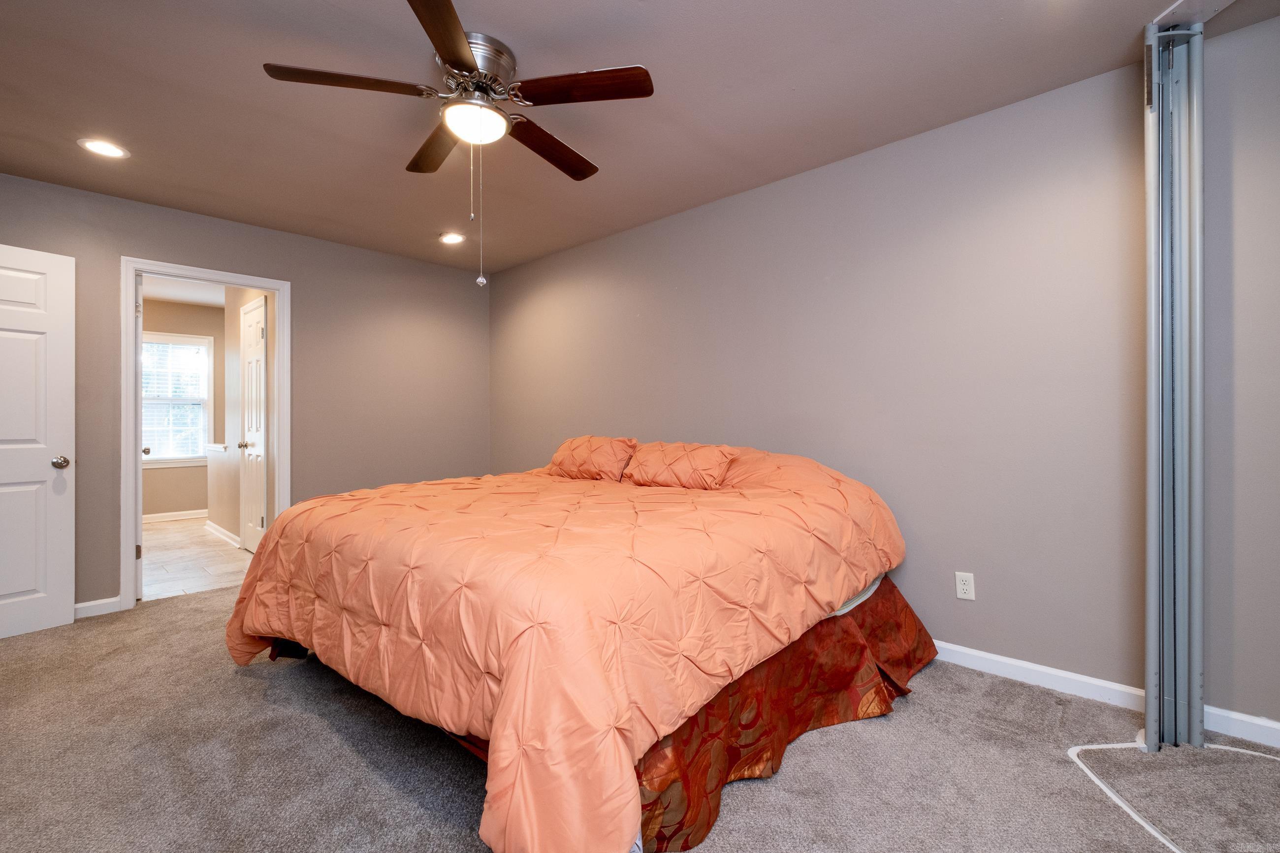 KINGSBRIDGE TWNHSE - Residential