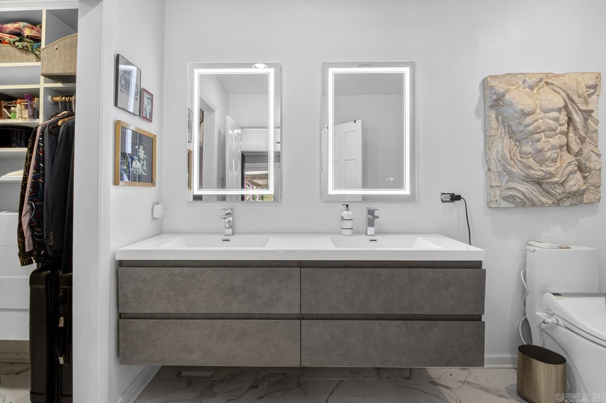 OAKHILL ESTATES - Residential