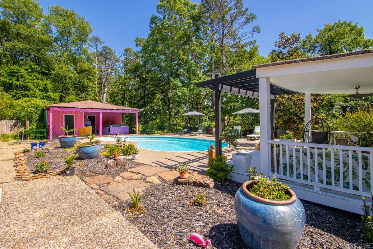 OAKHILL ESTATES - Residential