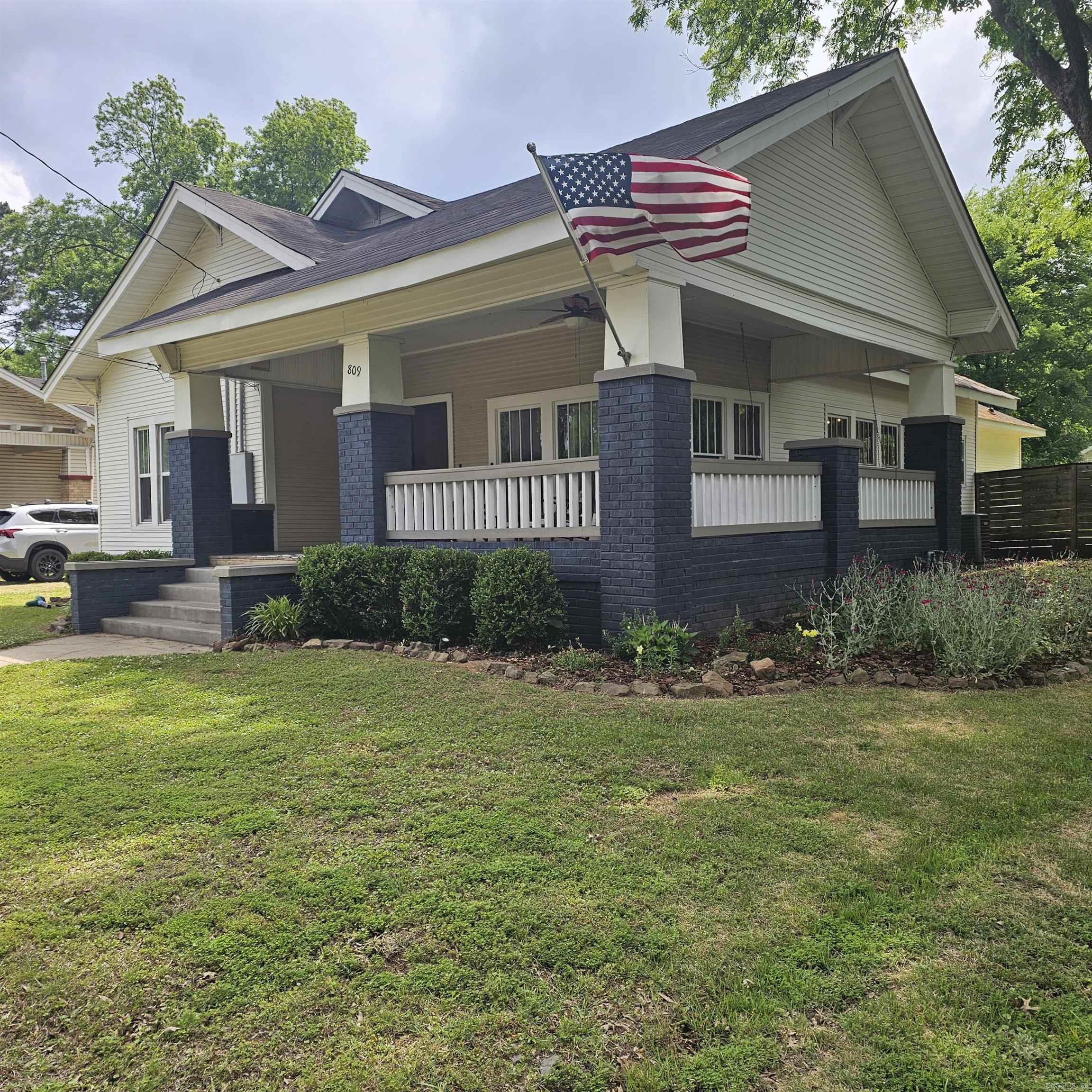 WOODLAWN ADDN - Residential