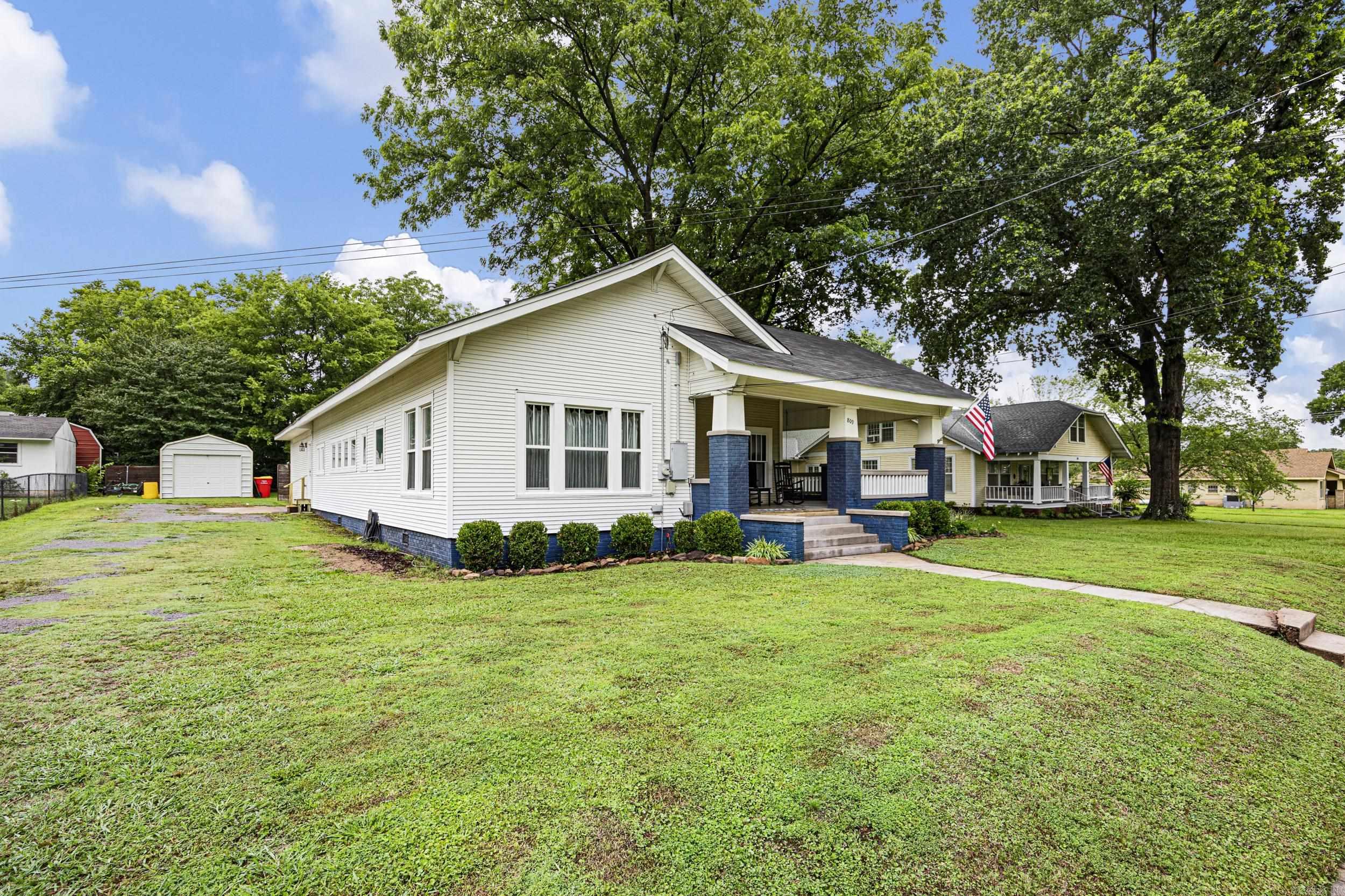 WOODLAWN ADDN - Residential
