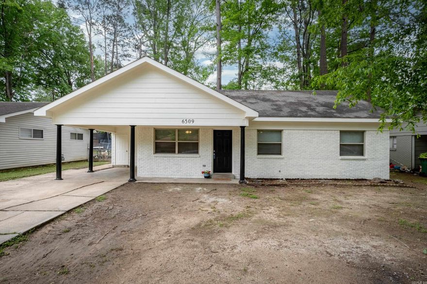 Great one story brick home that is move-in ready.  New flooring, appliances, exterior/interior paint, and disposal. No carpet. Level lot with fenced backyard.  Windows, roof, electrical, hvac, fixtures replaced in 2010. See agent remarks.