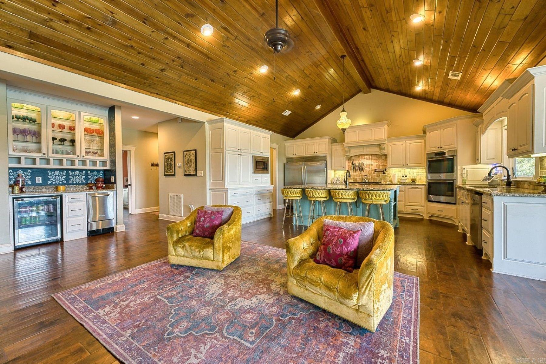 ROCK CREEK RIDGE - Residential