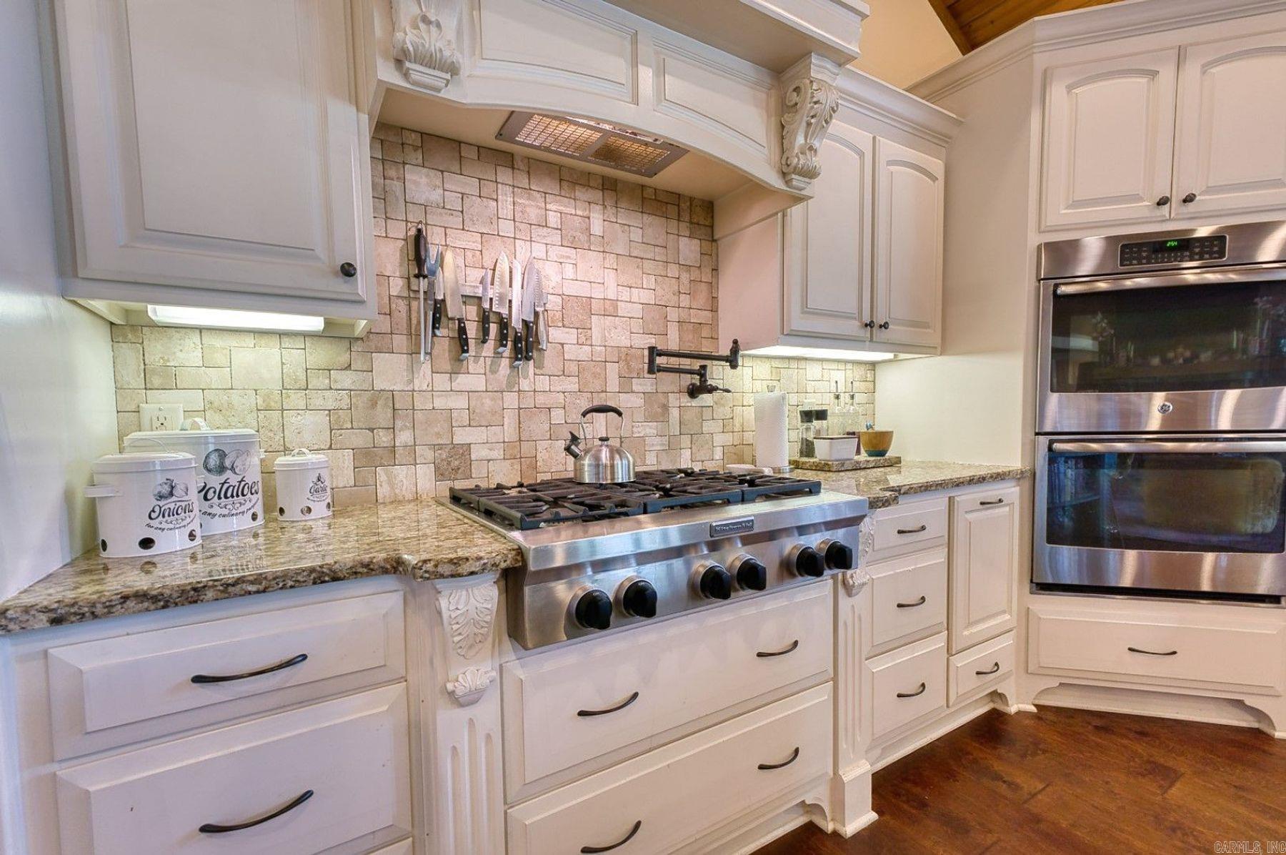 ROCK CREEK RIDGE - Residential